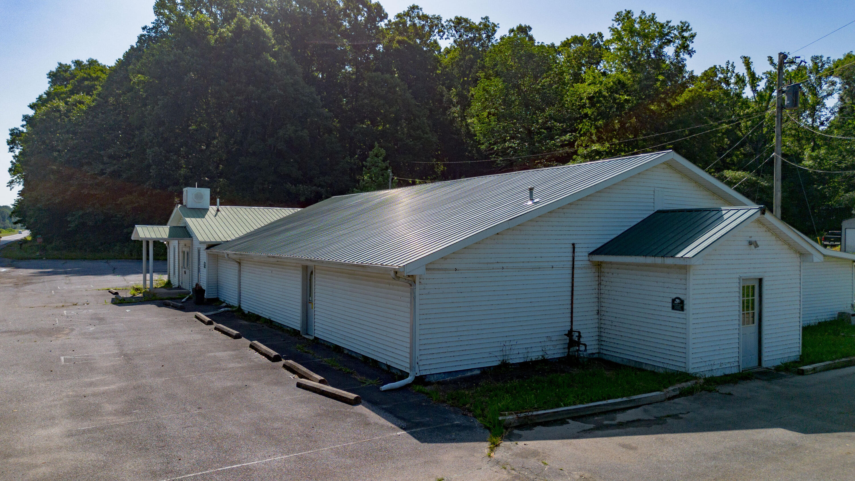 6641 Us-62 Property Photo 24
