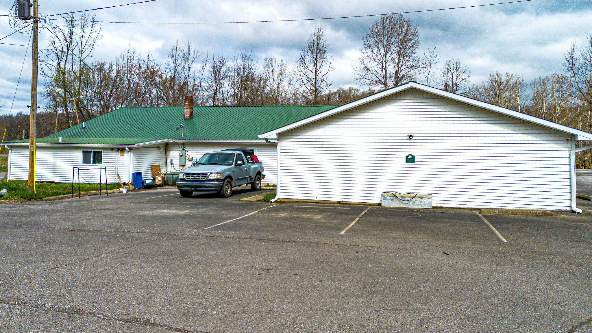 6641 Us-62 Property Photo 26