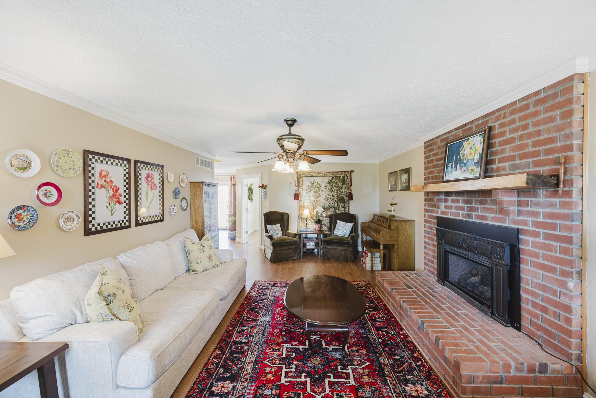 107 Ridgecrest Drive Property Photo 8