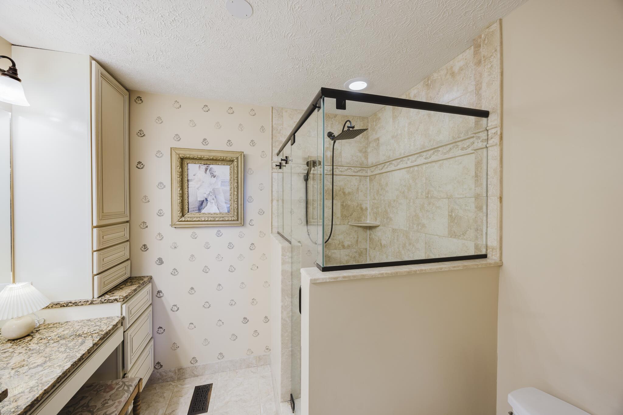 107 Ridgecrest Drive Property Photo 14