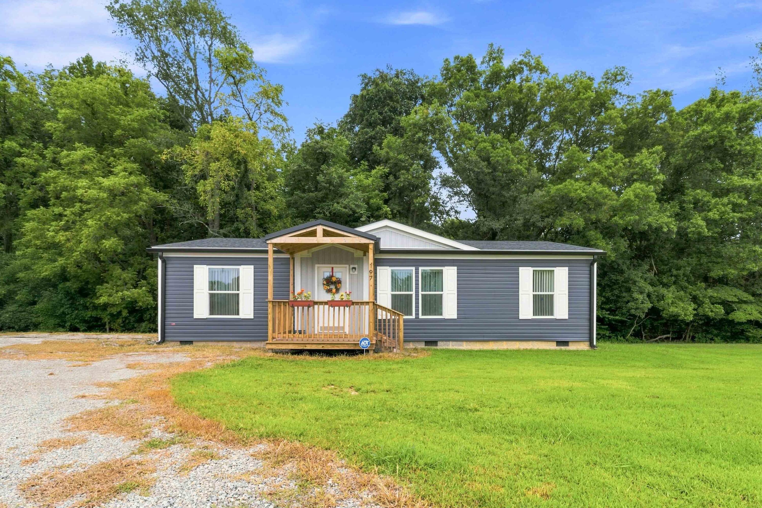 197 Drew Lane Property Photo 1