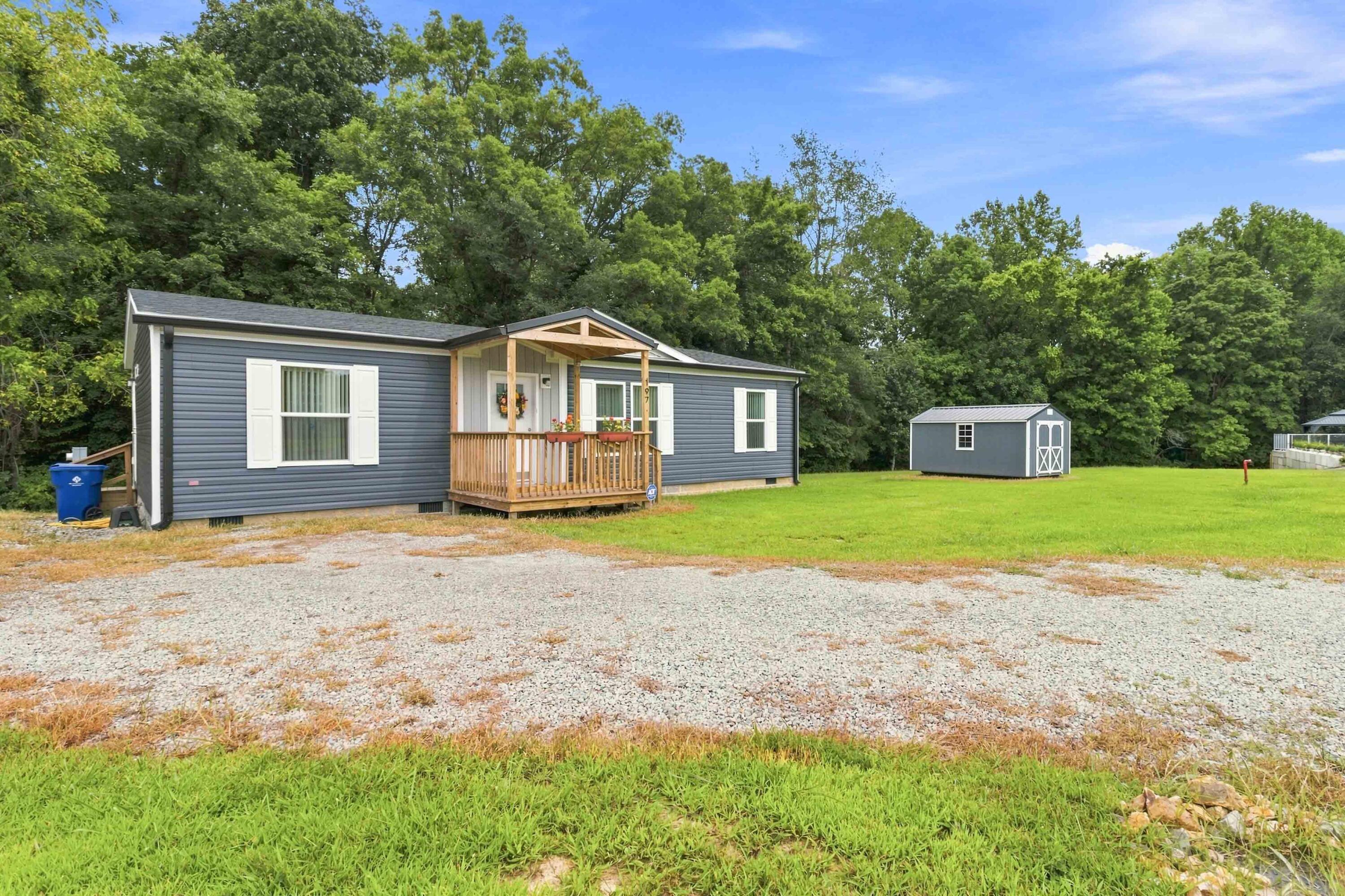 197 Drew Lane Property Photo 4