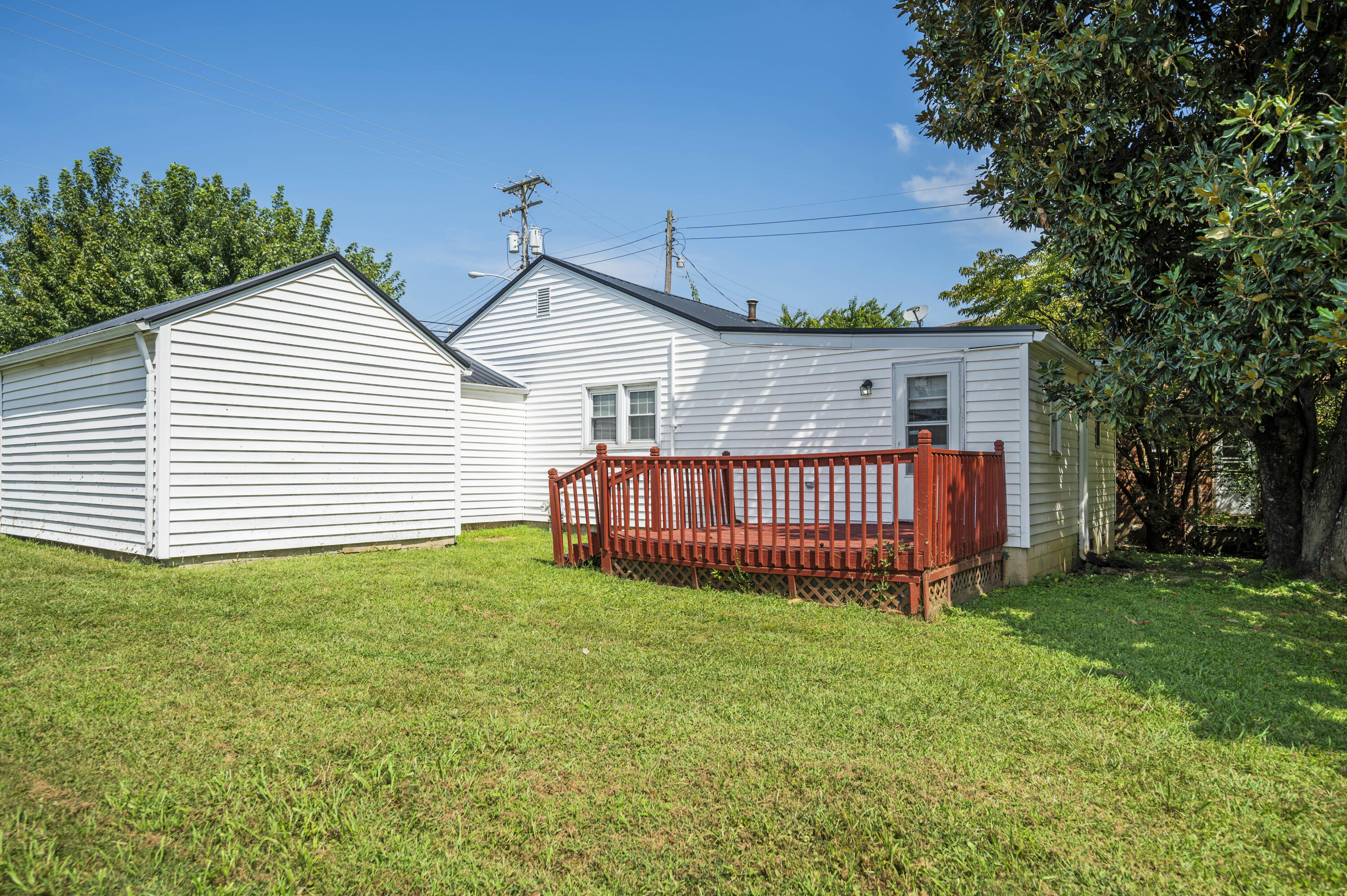 209 Boggs Lane Property Photo 24