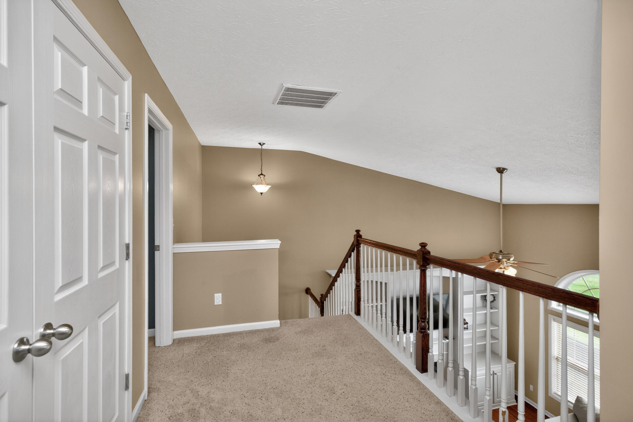 697 Lucille Drive Property Photo 28