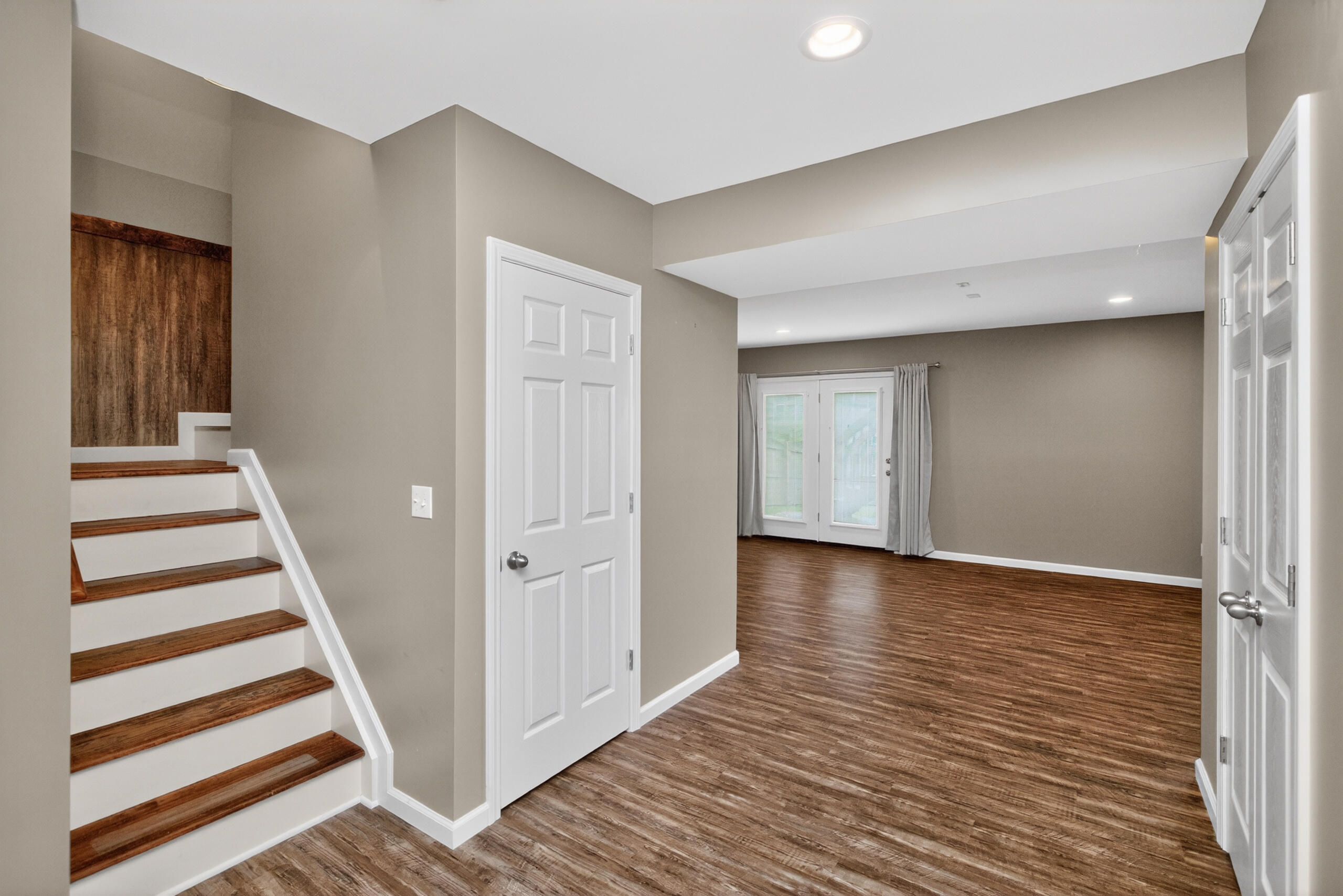 697 Lucille Drive Property Photo 42