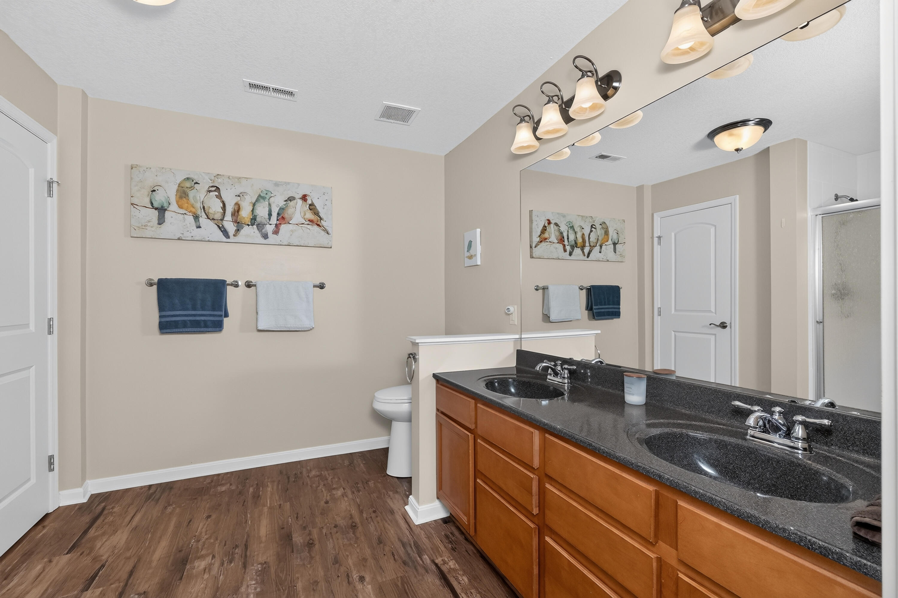 2229 Rolling Hills Drive Property Photo 12