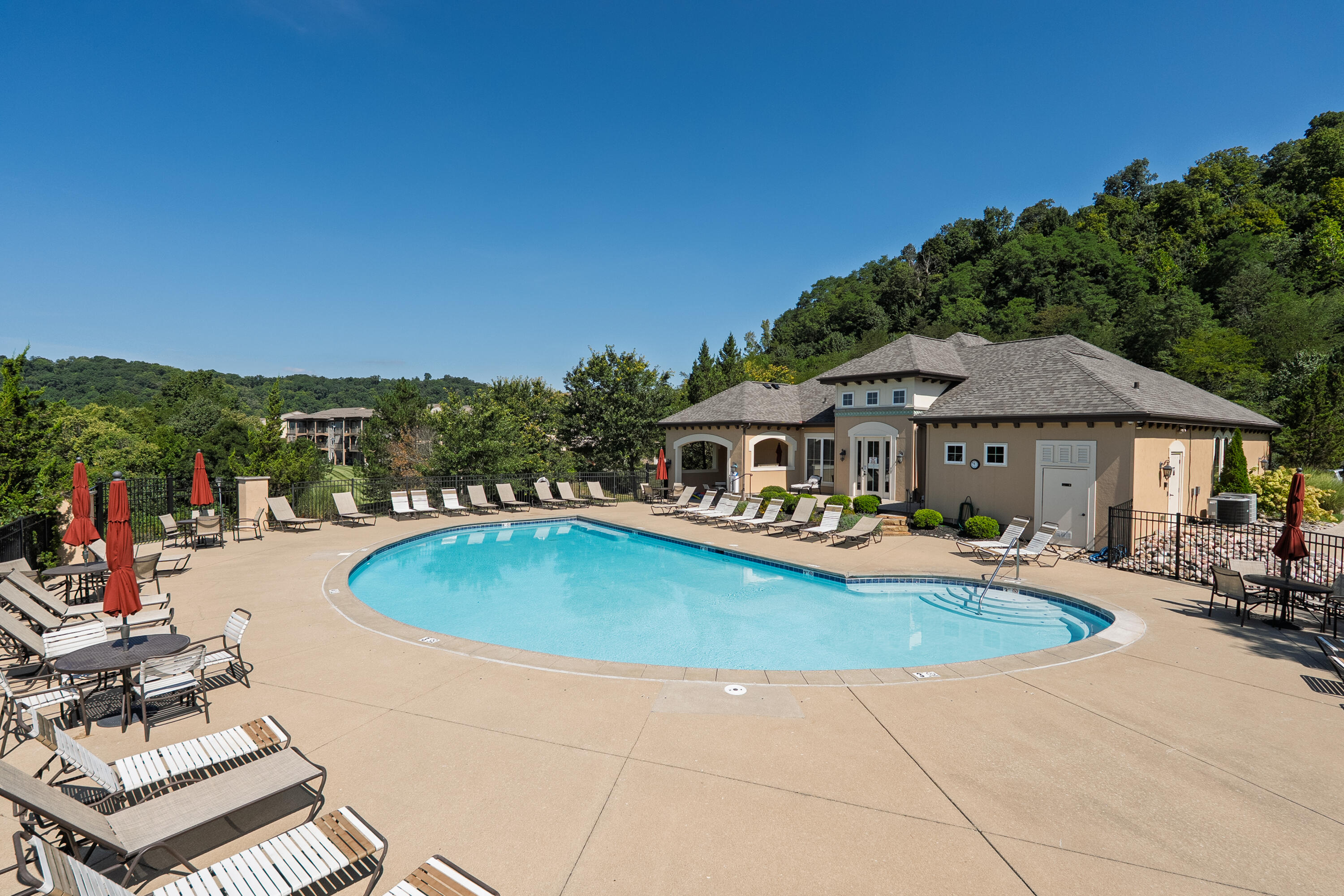 2229 Rolling Hills Drive Property Photo 24