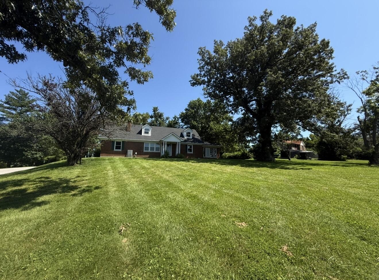 2399 Irvine Road Property Photo 3