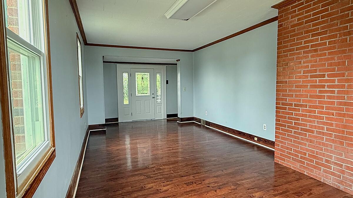 2399 Irvine Road Property Photo 17