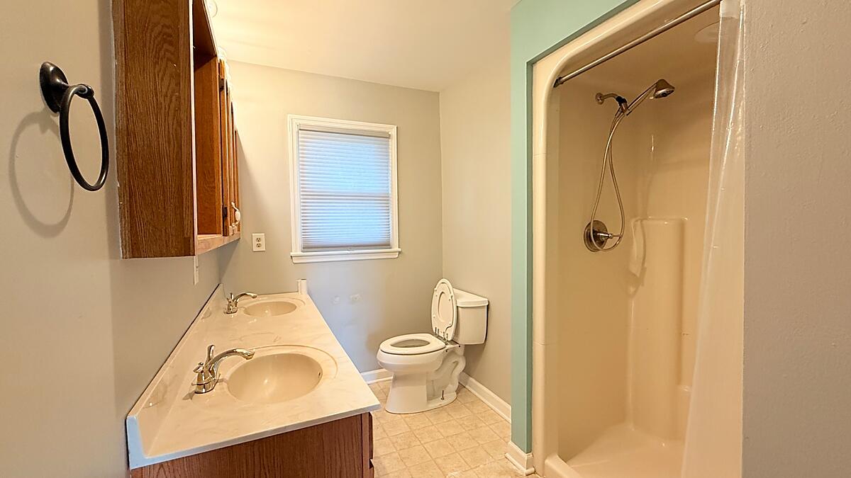 2399 Irvine Road Property Photo 23