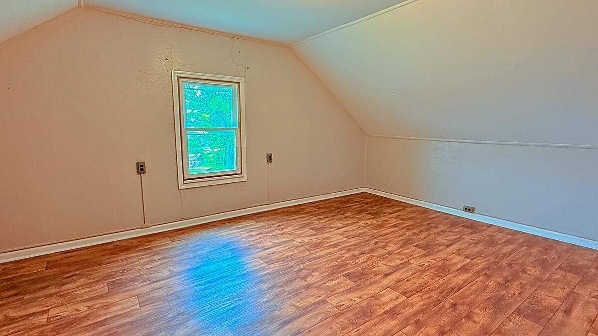 2399 Irvine Road Property Photo 25