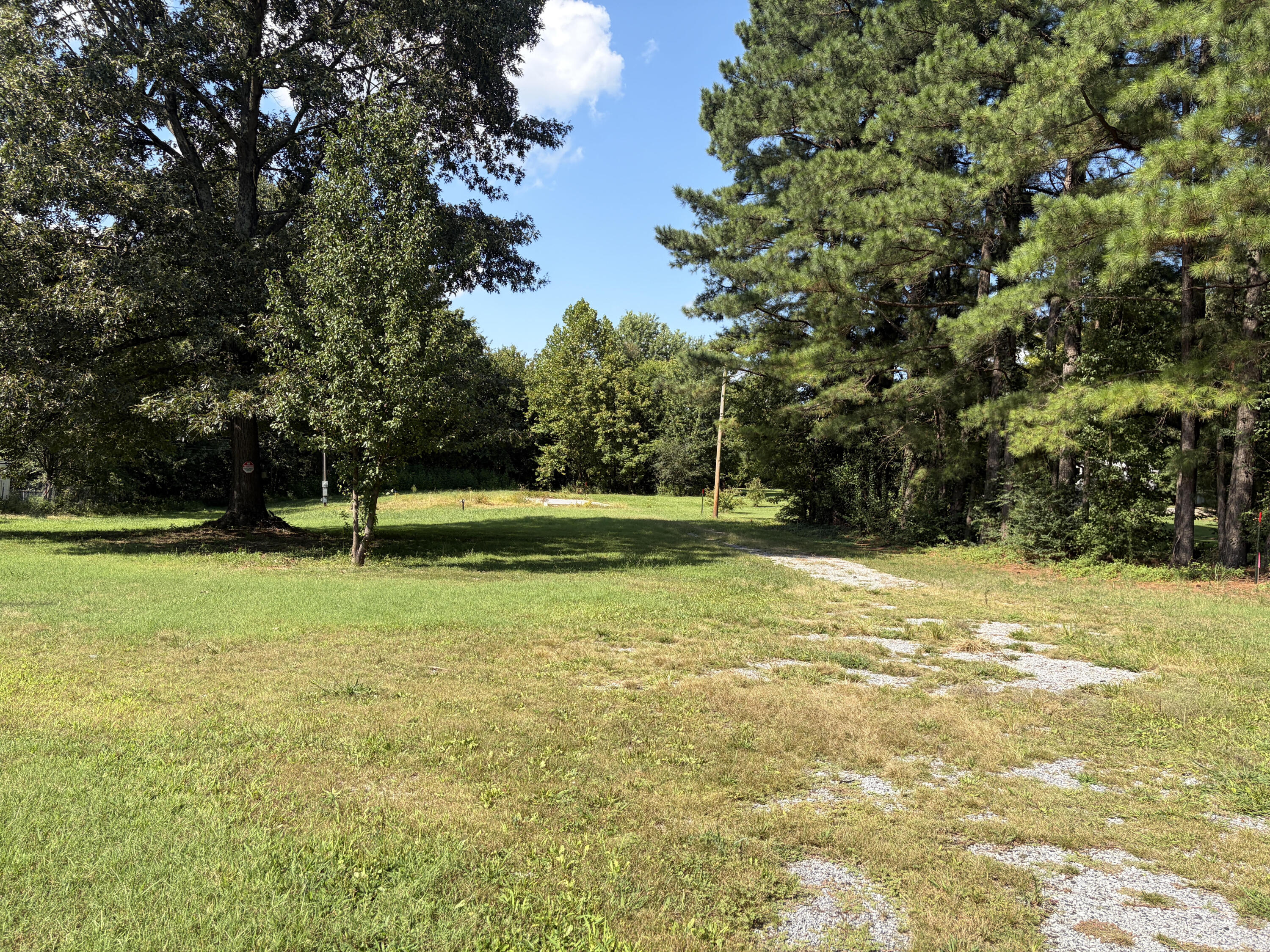 5382 U.s. Highway 68 W Property Photo 4
