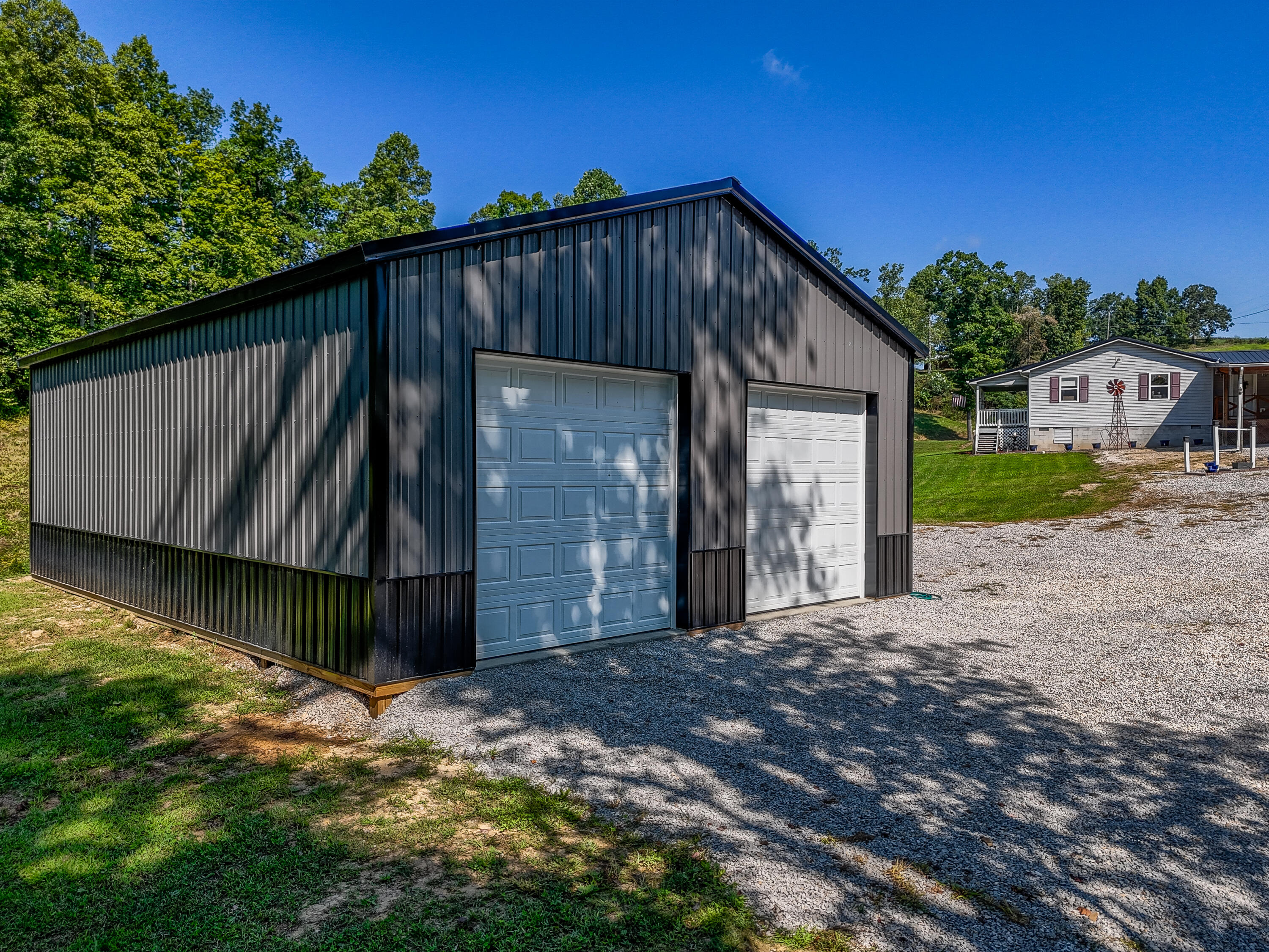 5711 Grahn Road Property Photo 5
