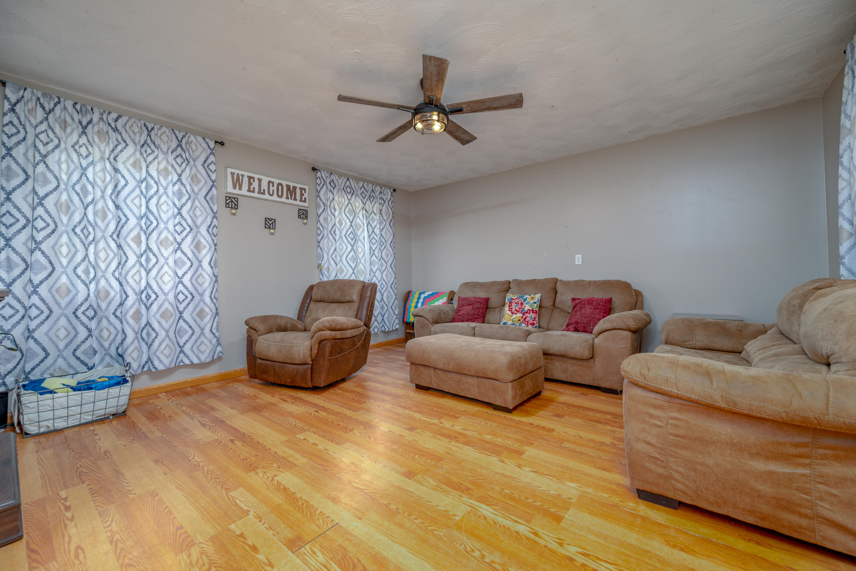 5711 Grahn Road Property Photo 7