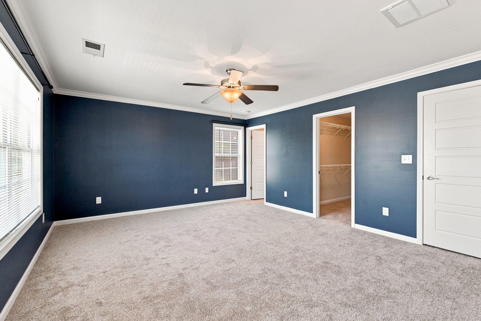 440 Cunningham Lane Property Photo 30