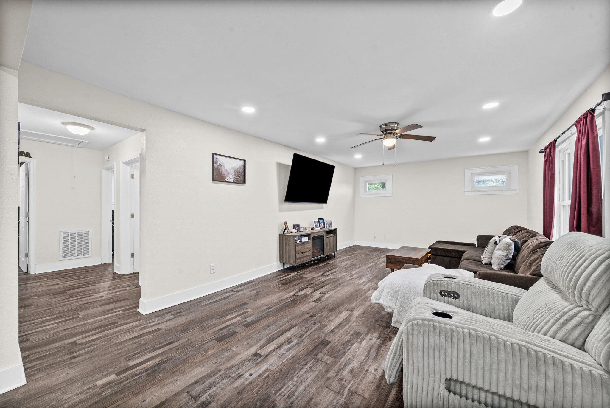 217 Cayce Avenue Property Photo 4