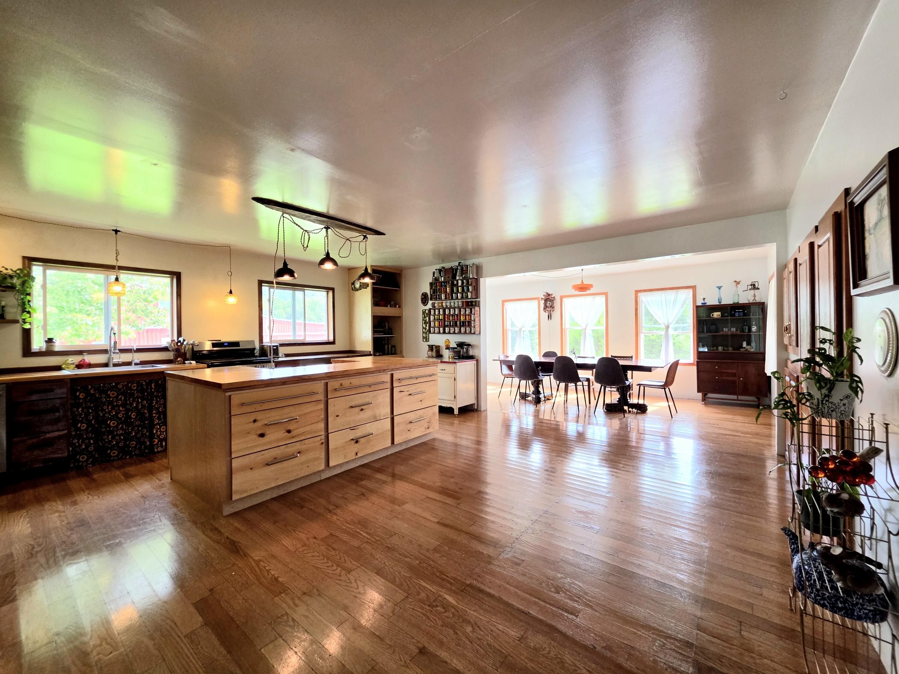 1665 Parker Road Property Photo 11