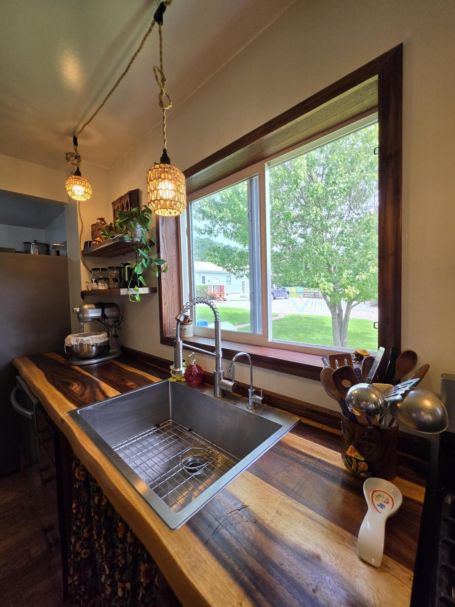 1665 Parker Road Property Photo 15