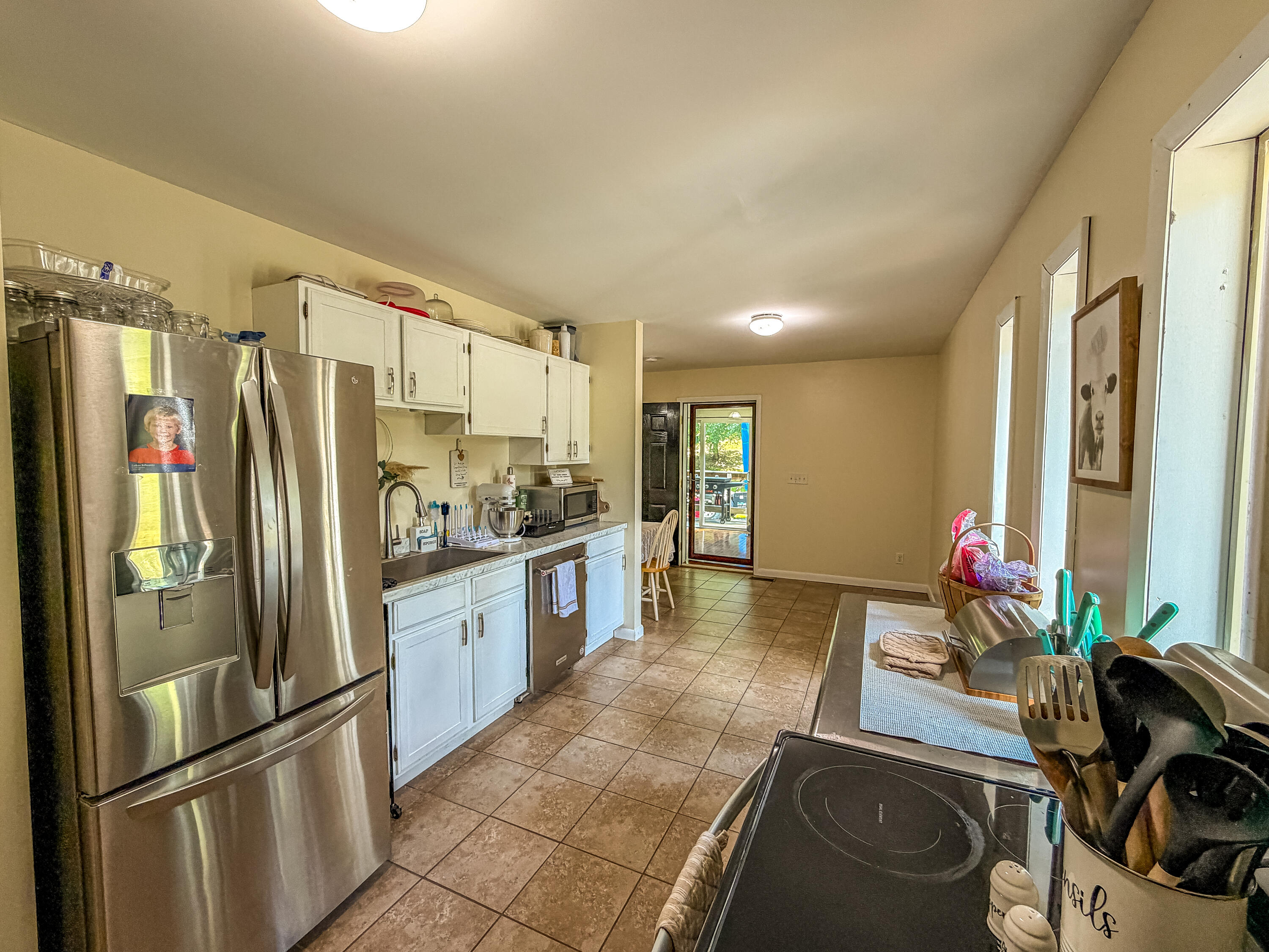 37 Renee Street Property Photo 8