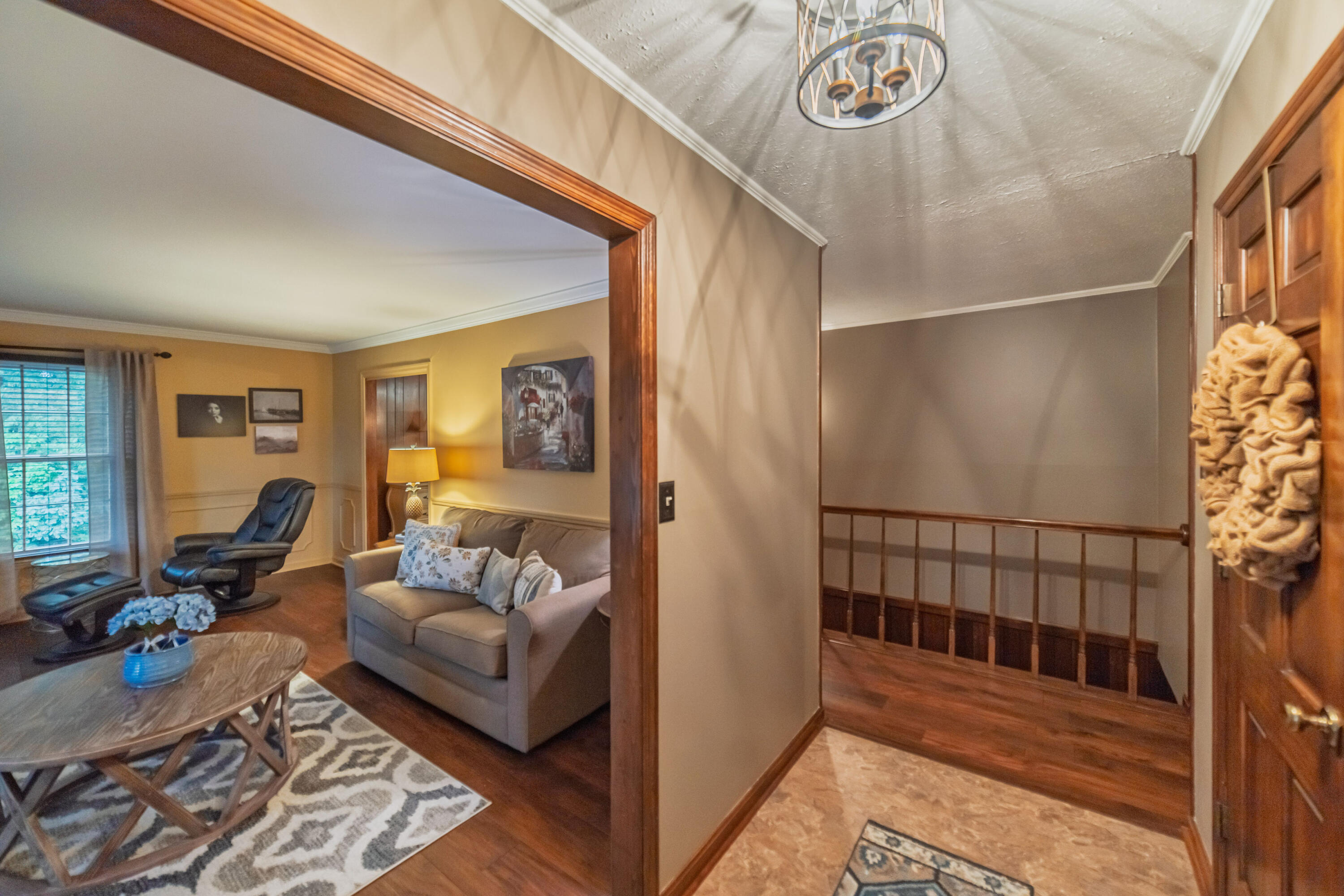 206 Circle Drive Property Photo 8