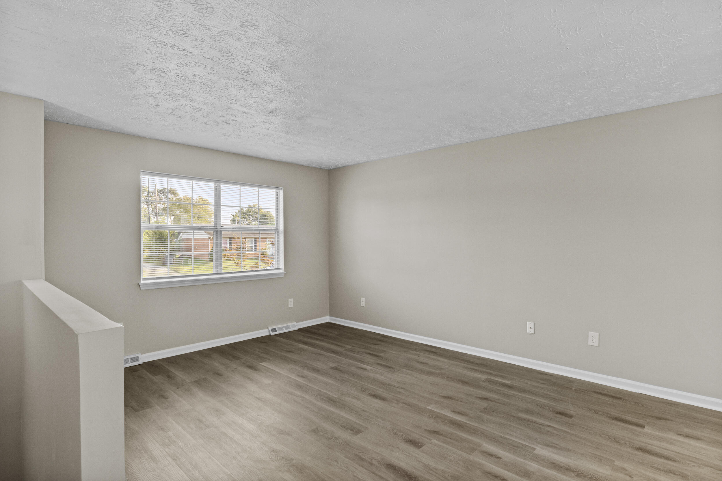 364 Chamberlain Drive Property Photo 4