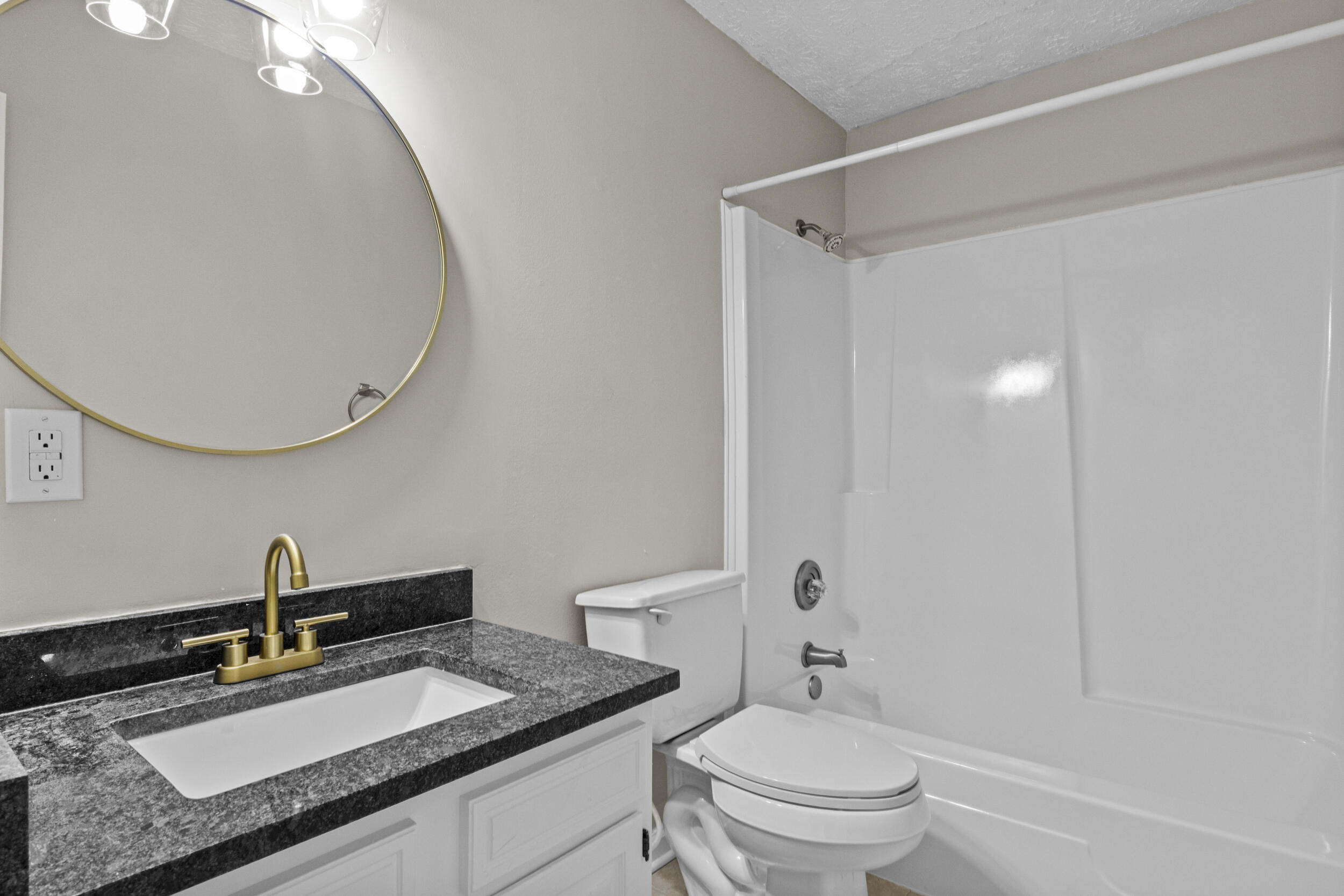 364 Chamberlain Drive Property Photo 11