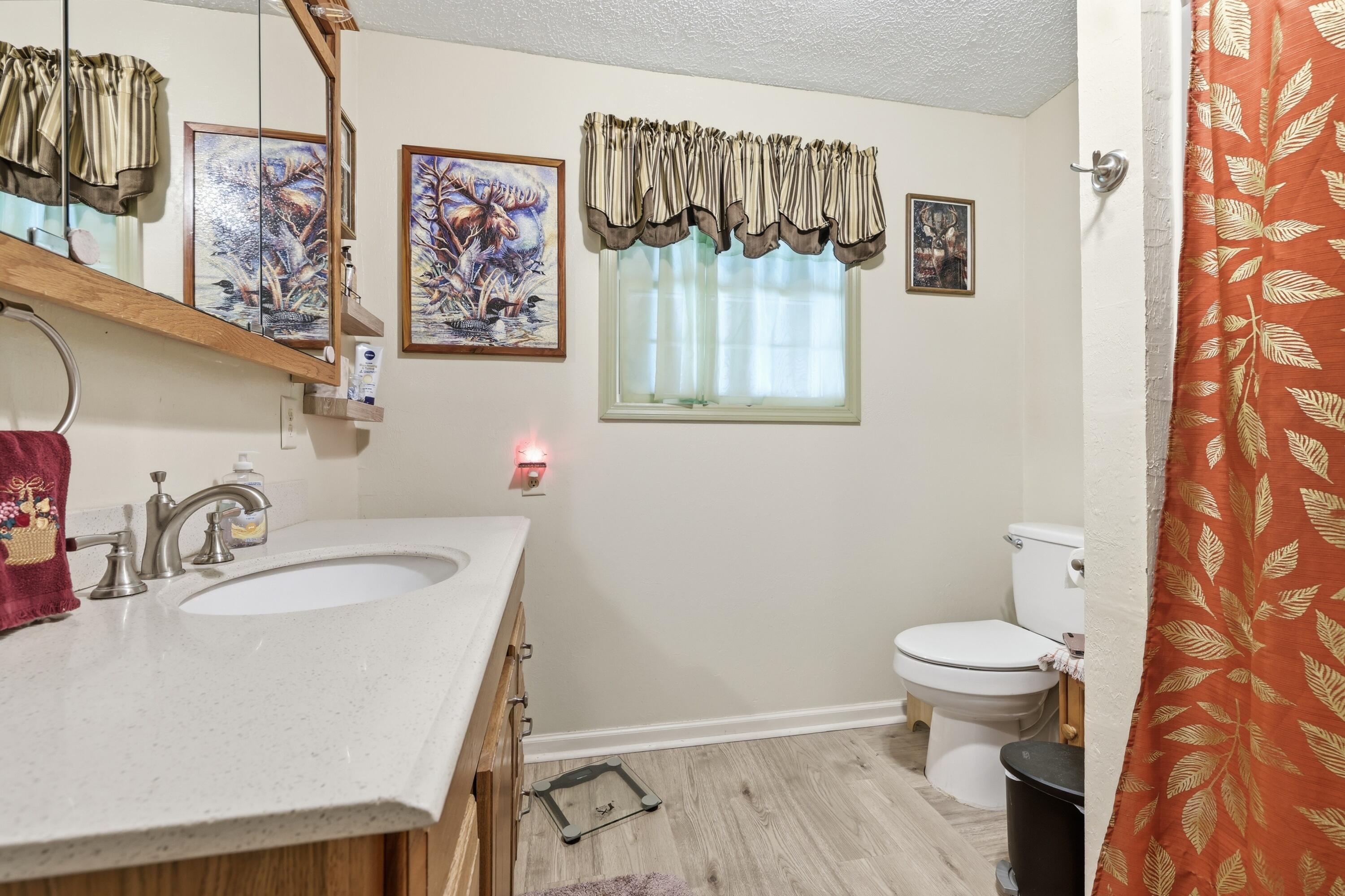 255 4th Street Property Photo 20