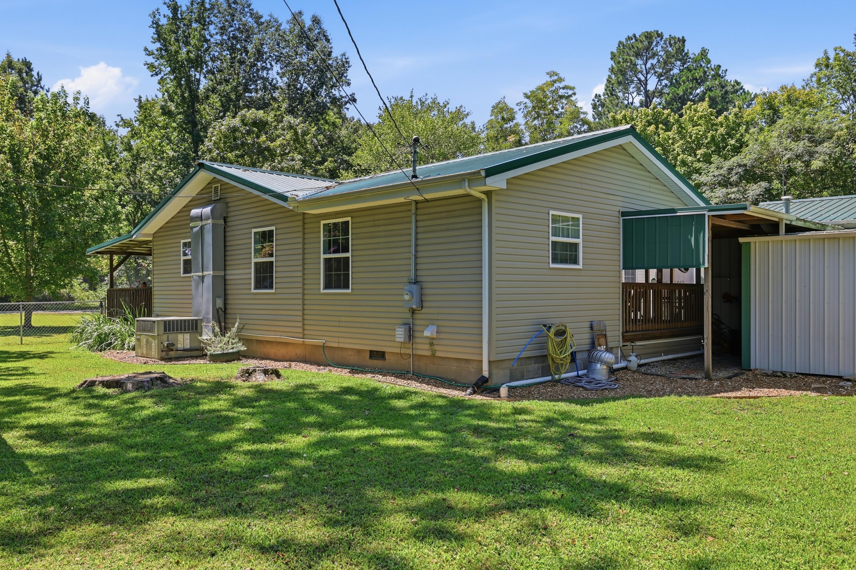 255 4th Street Property Photo 31