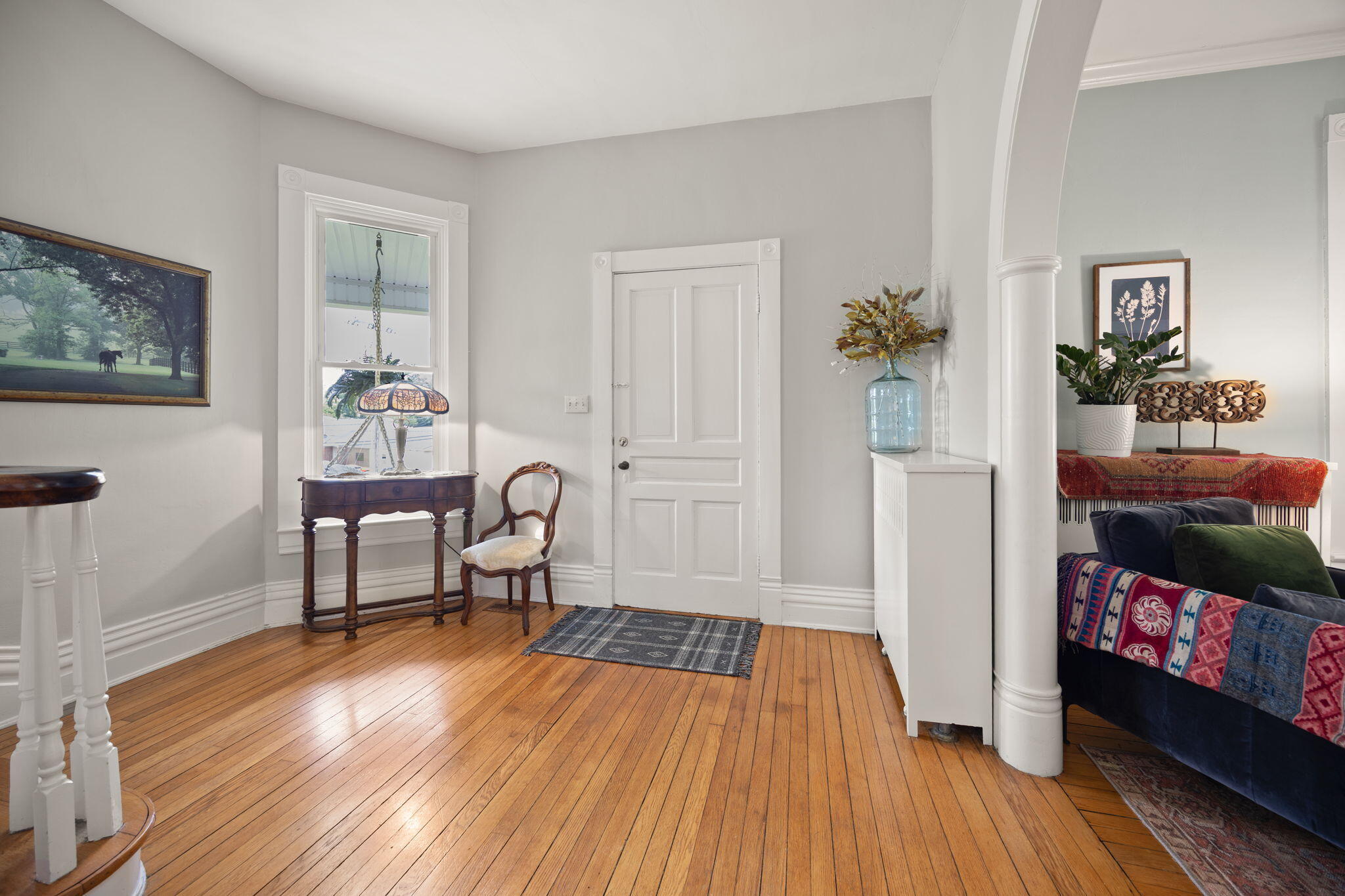 221 Somerset Street Property Photo 7