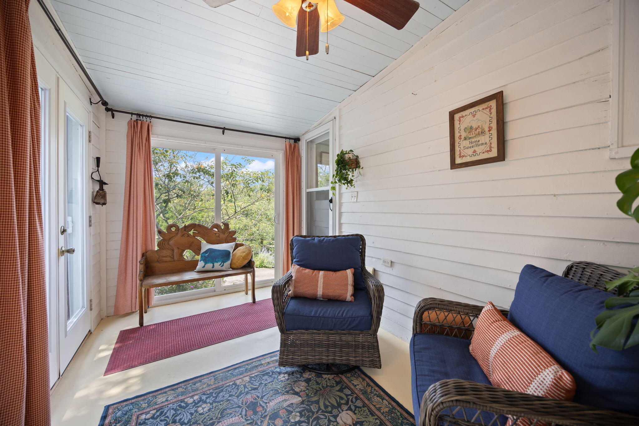 221 Somerset Street Property Photo 17