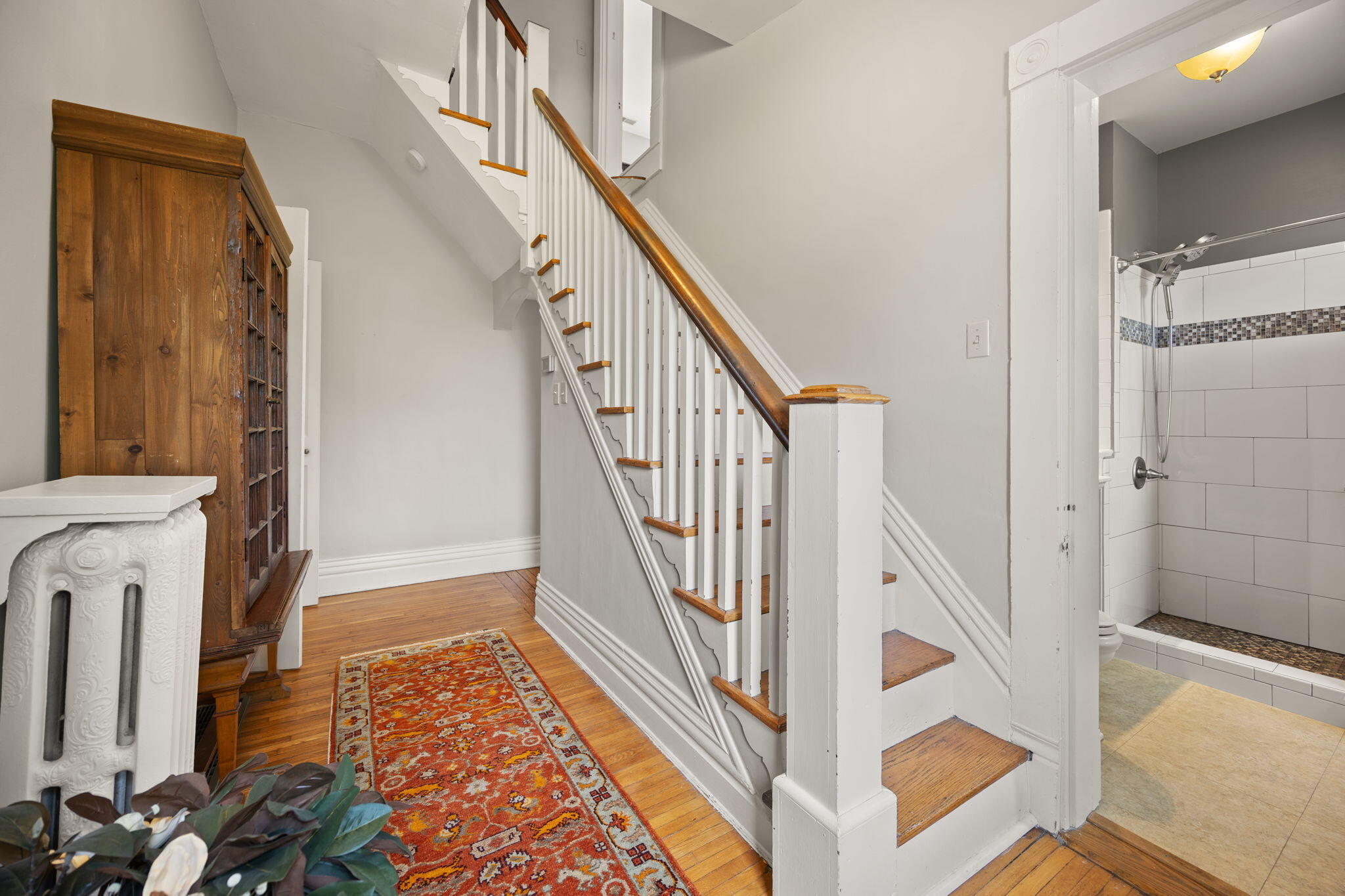 221 Somerset Street Property Photo 20