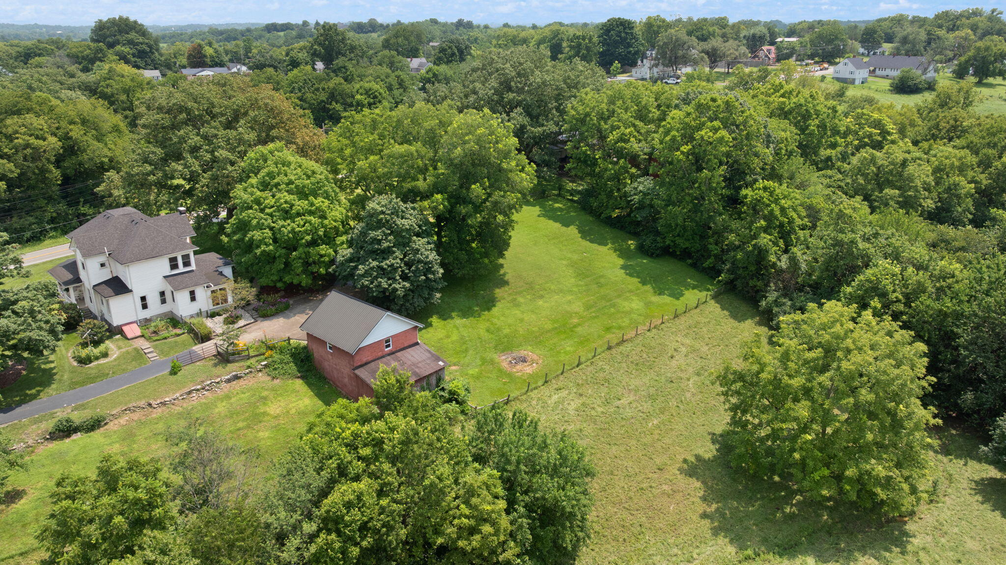 221 Somerset Street Property Photo 58