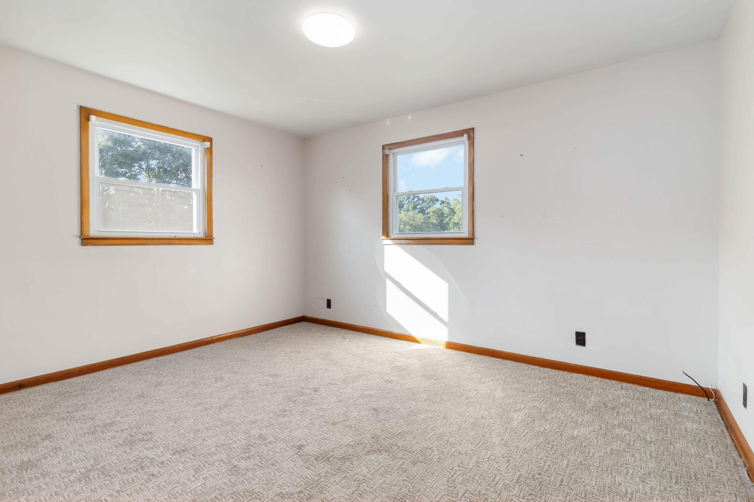 300 Eckstein Street Property Photo 23