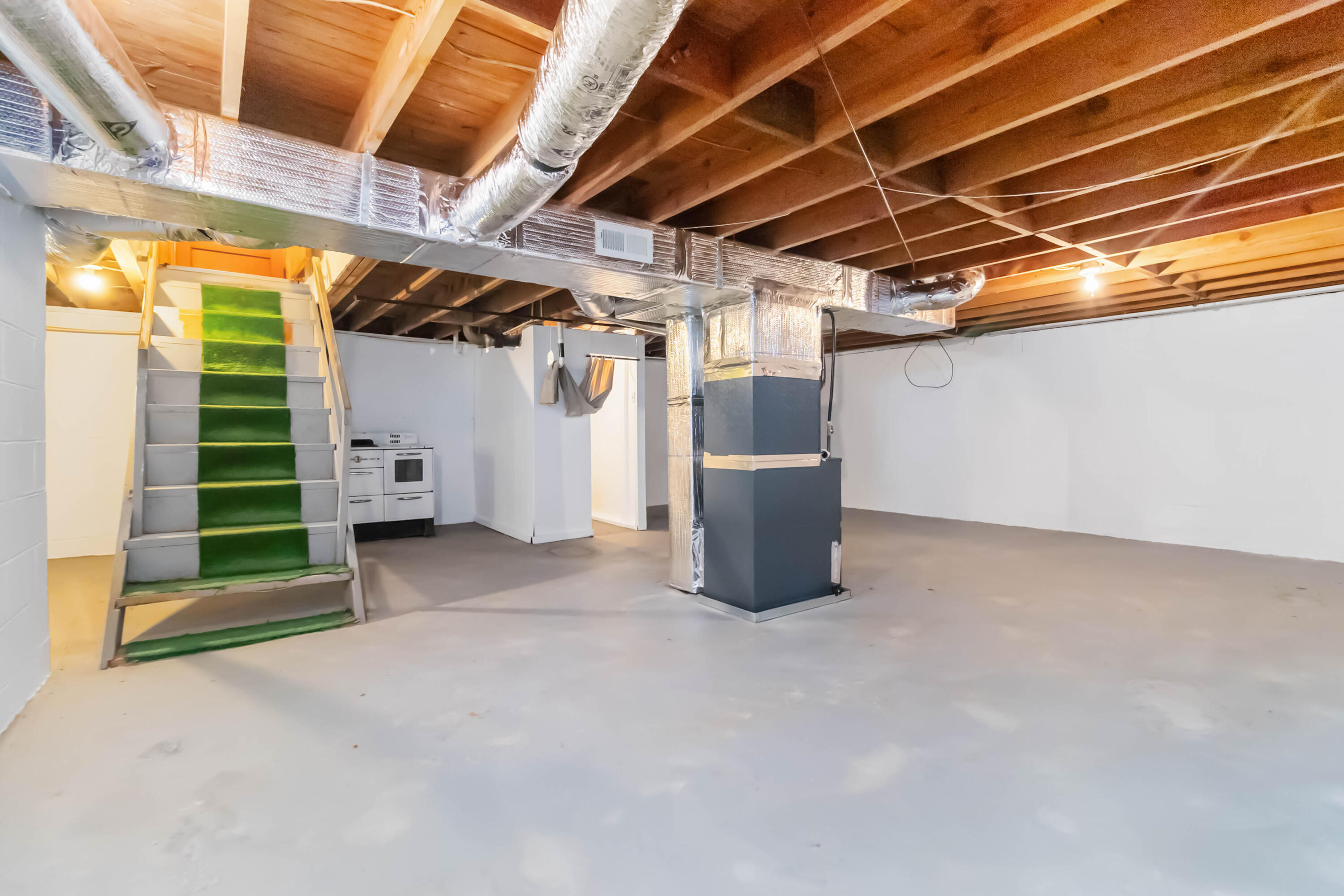 300 Eckstein Street Property Photo 29