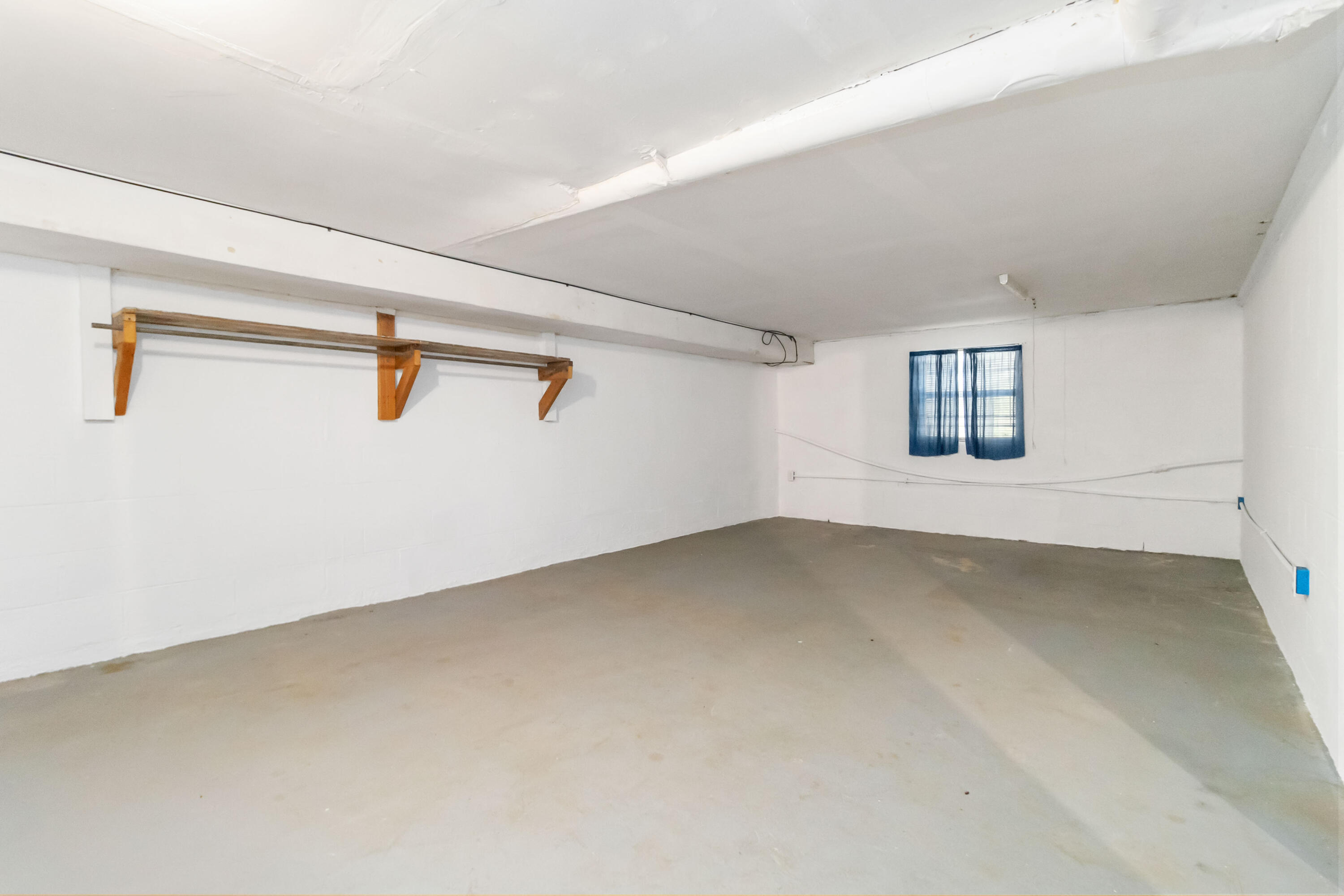 300 Eckstein Street Property Photo 34
