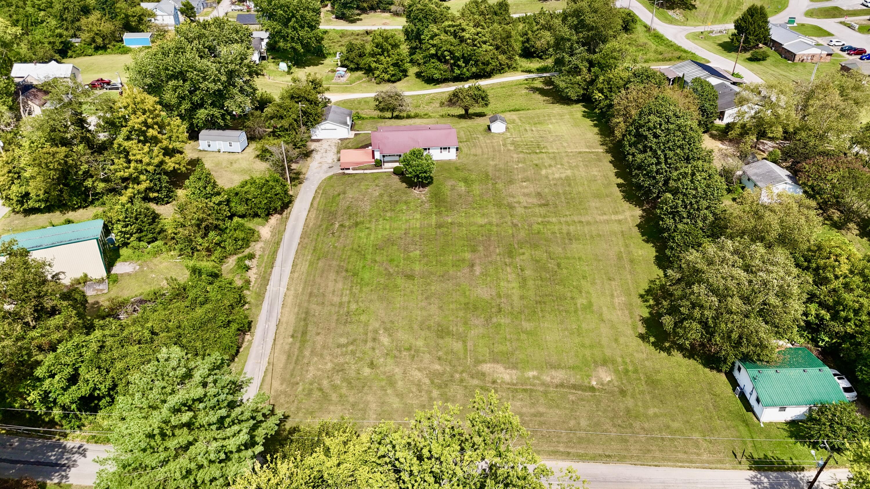 300 Eckstein Street Property Photo 41