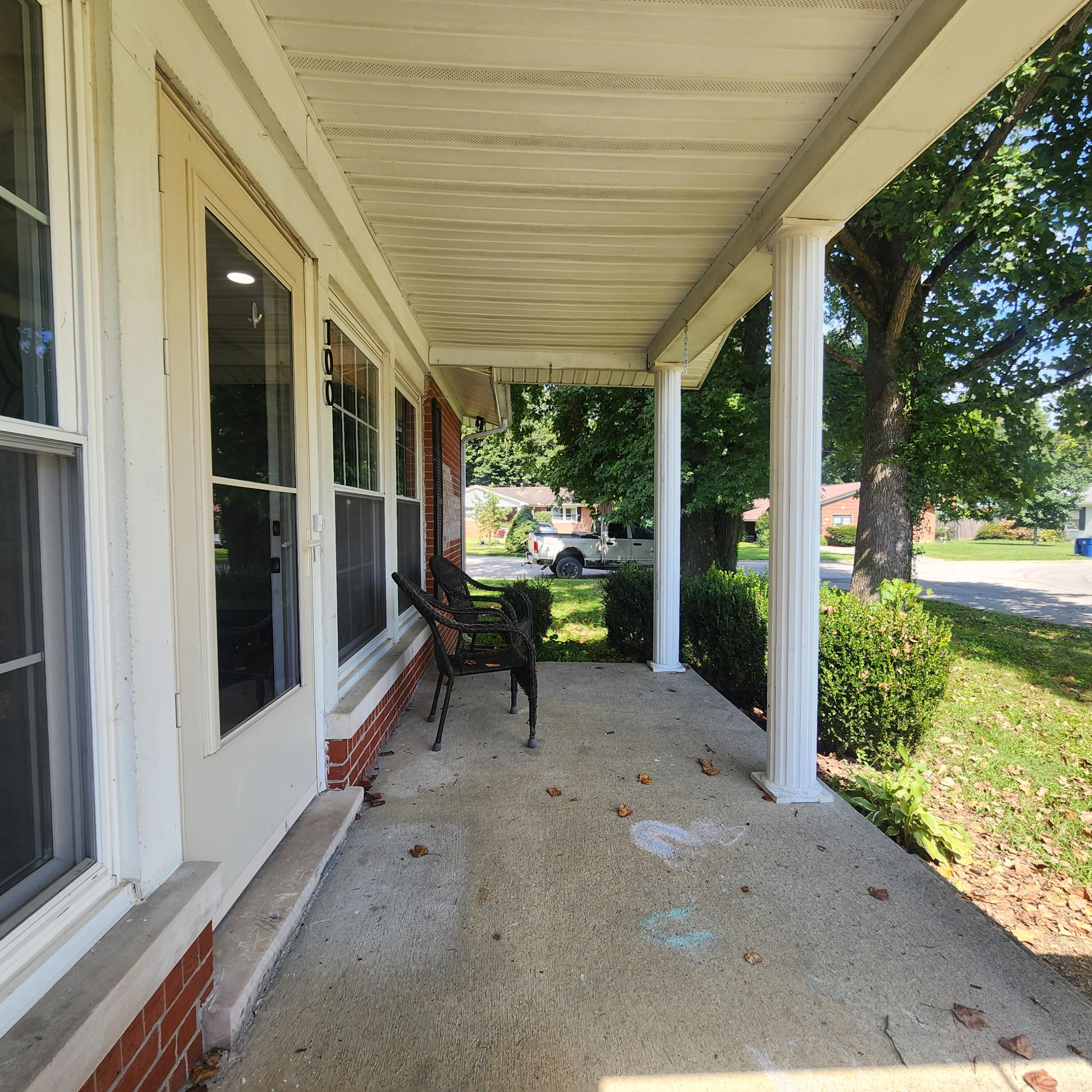 100 Waycross Street Property Photo 25