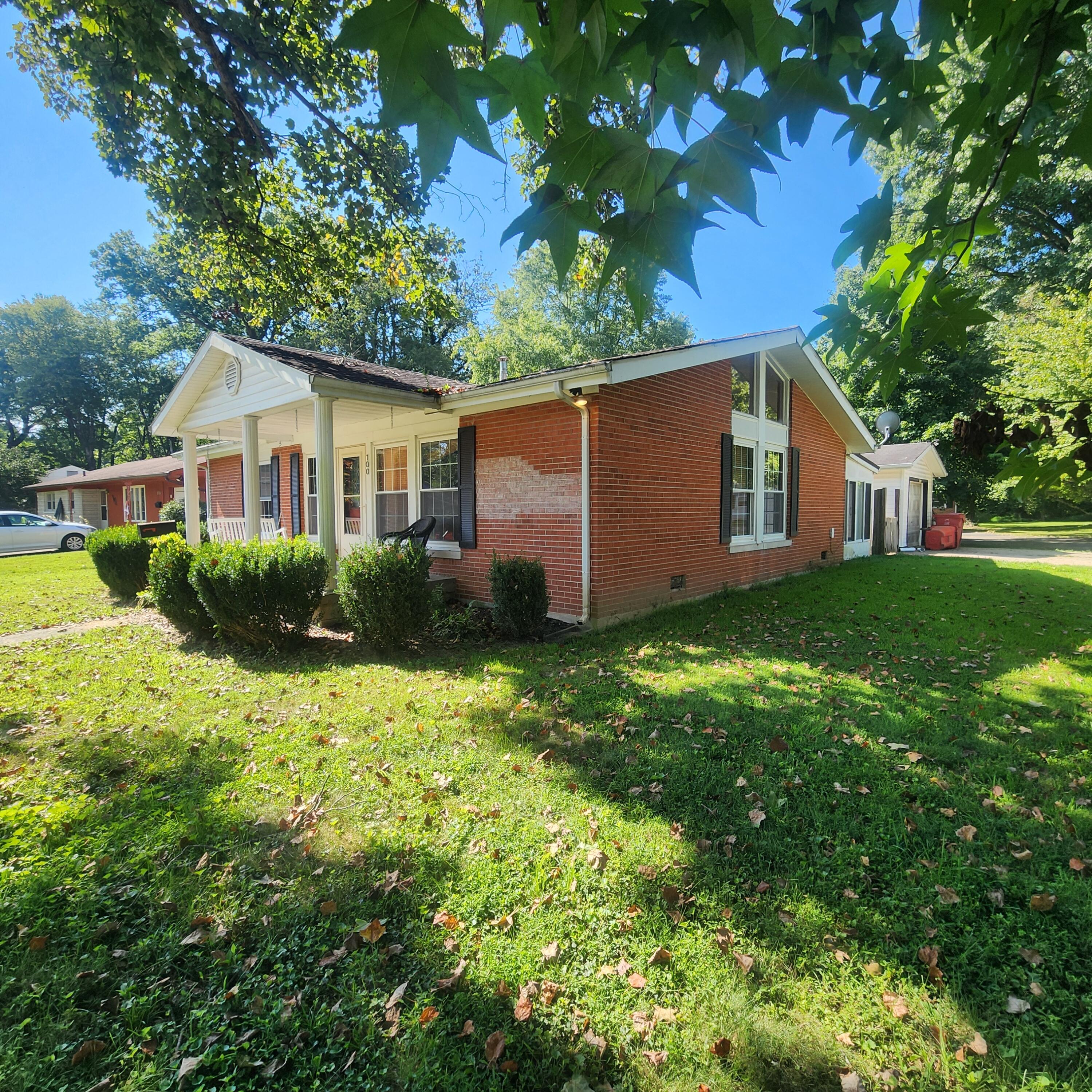 100 Waycross Street Property Photo 31