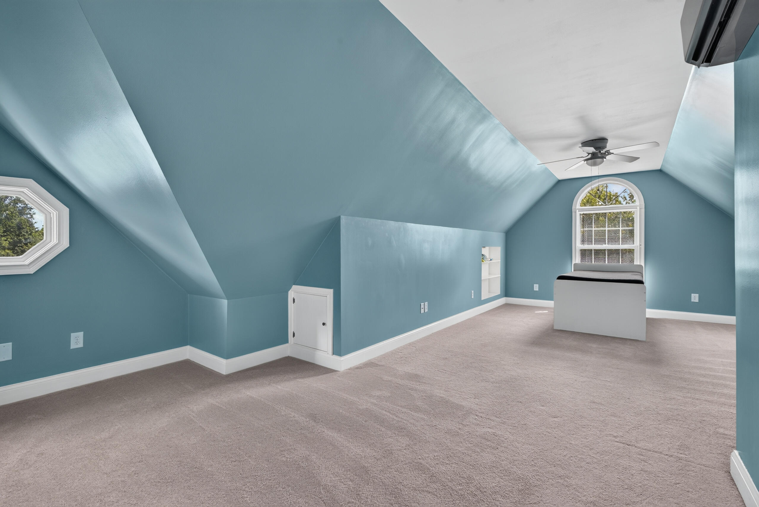 704 Autumn Court Property Photo 32