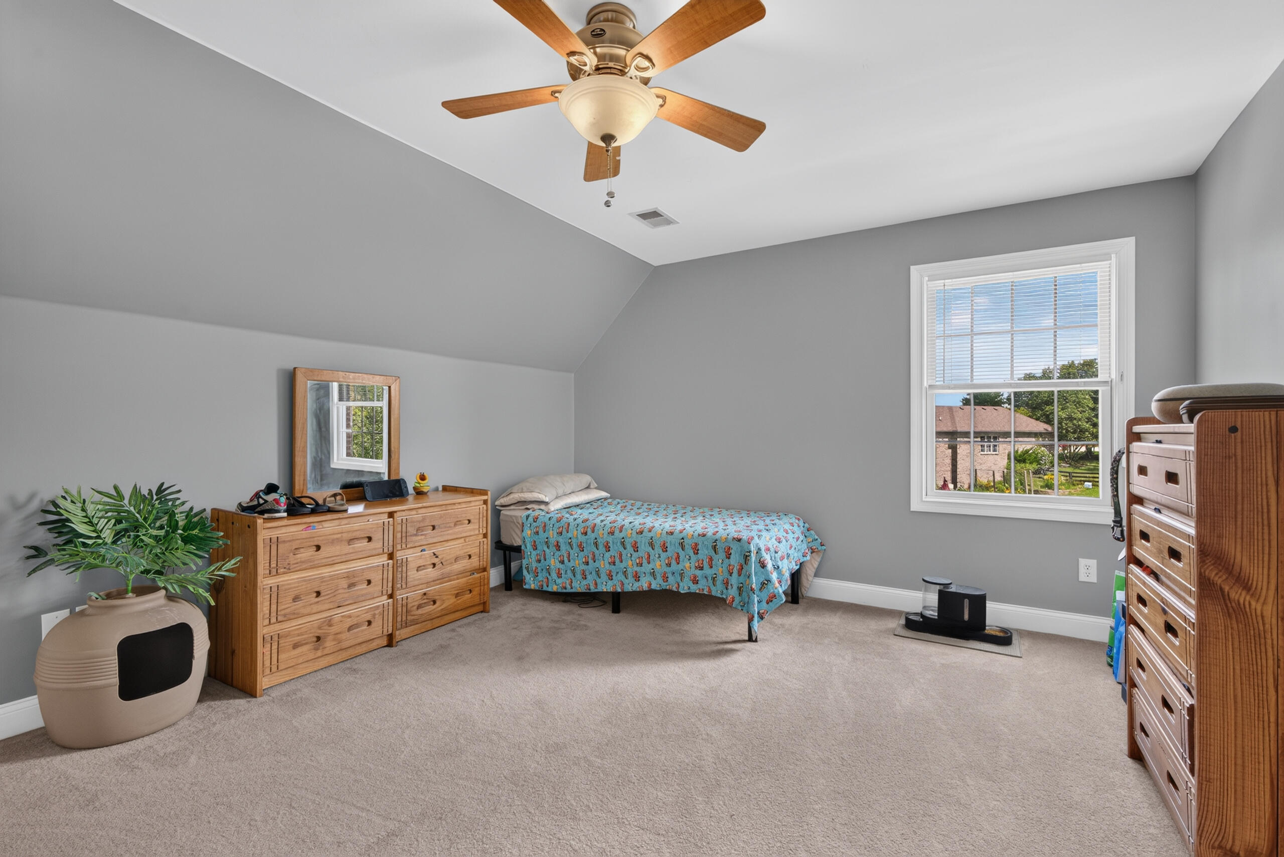 704 Autumn Court Property Photo 33