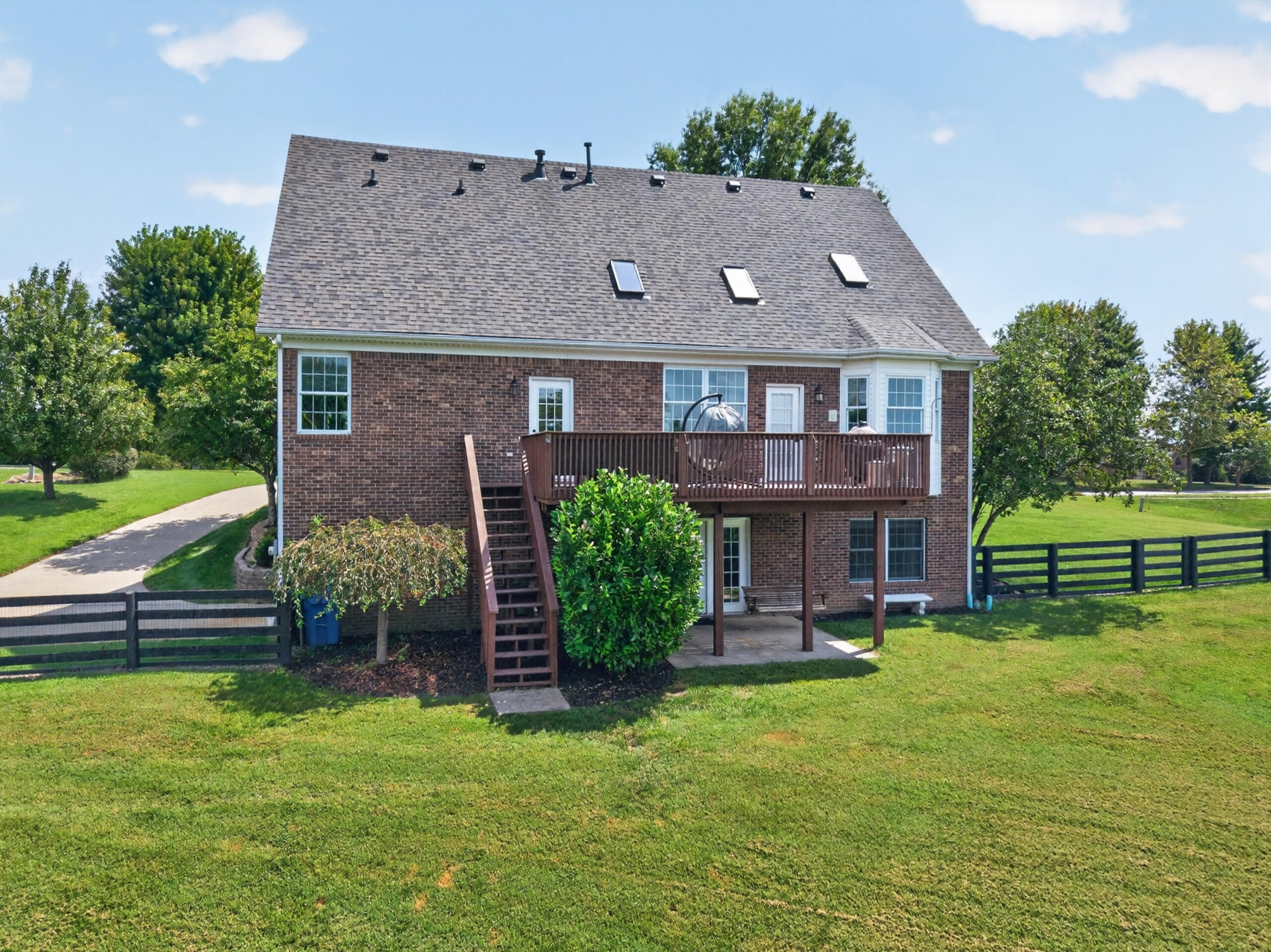 704 Autumn Court Property Photo 47