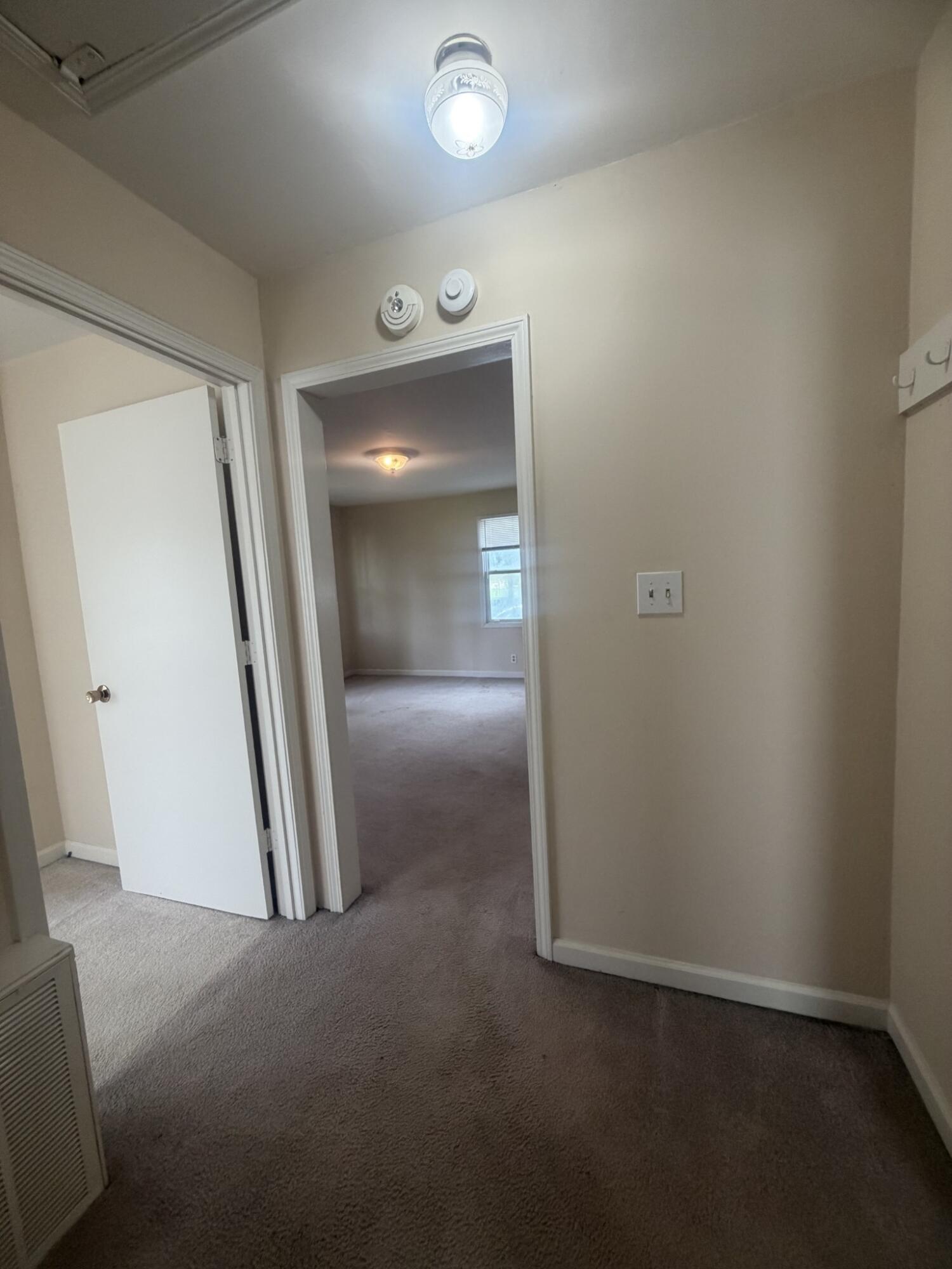 406 Crestview Drive Property Photo 21
