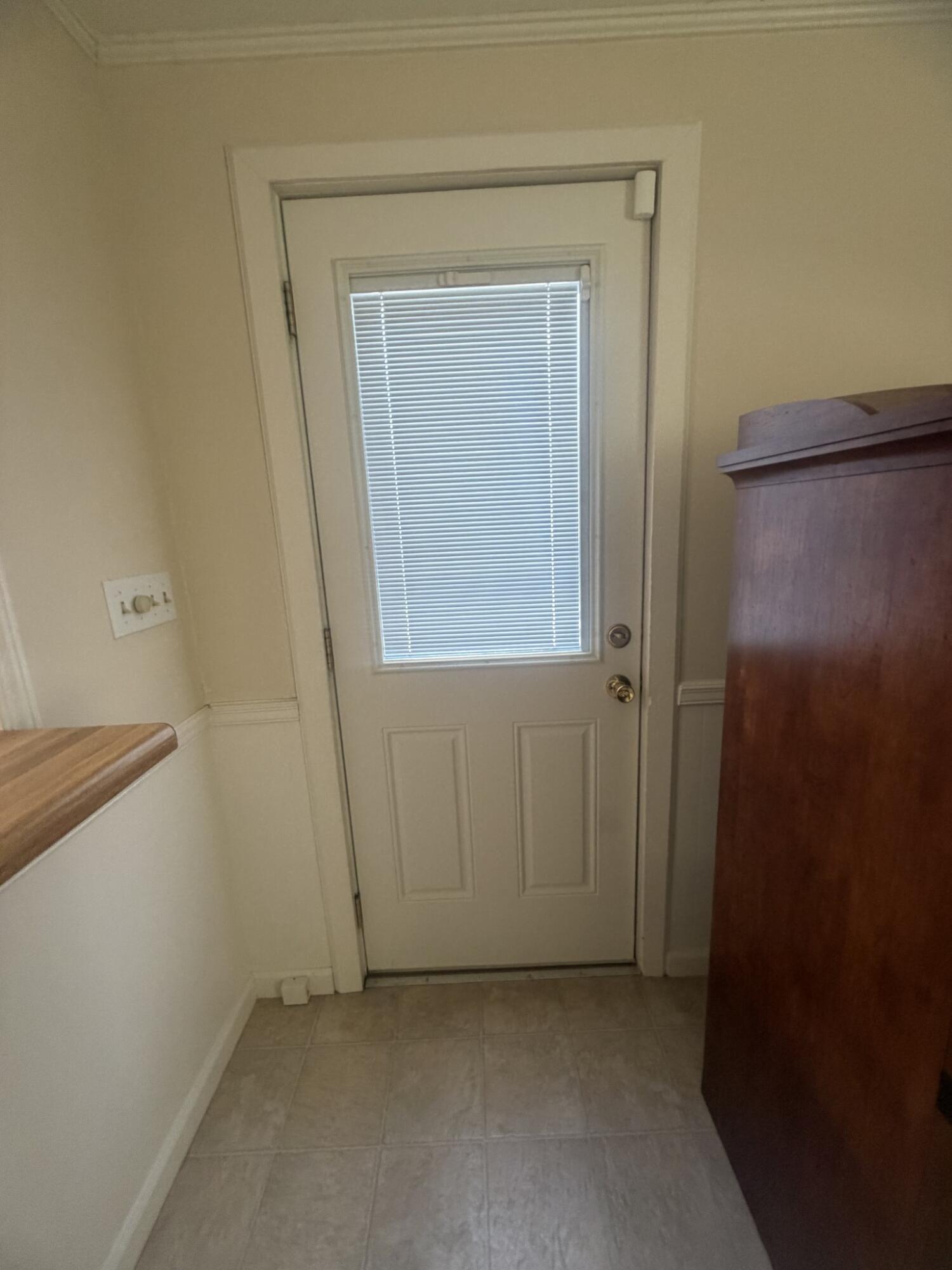 406 Crestview Drive Property Photo 25