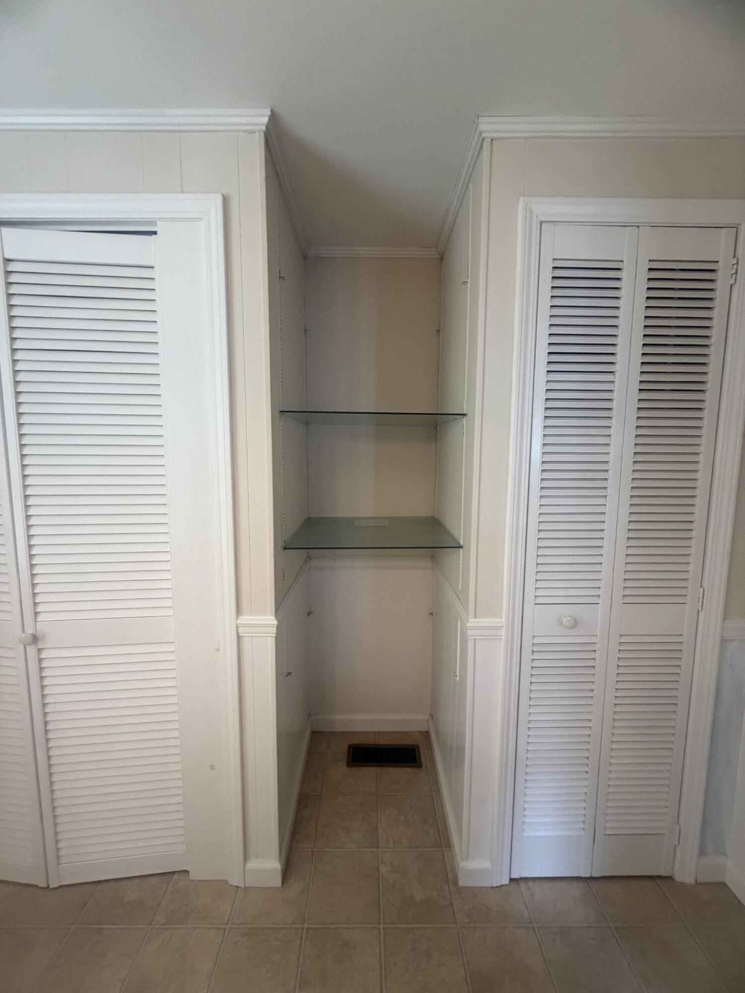 406 Crestview Drive Property Photo 26