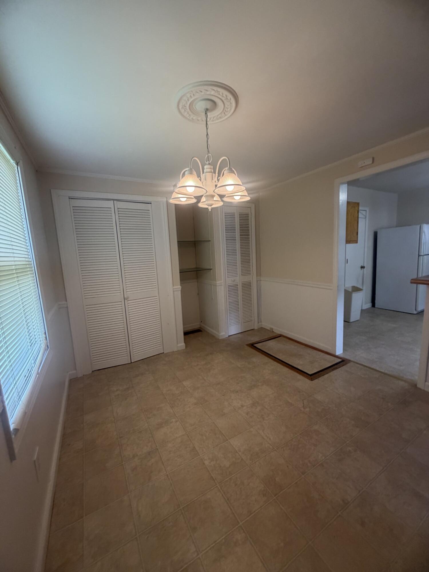 406 Crestview Drive Property Photo 27