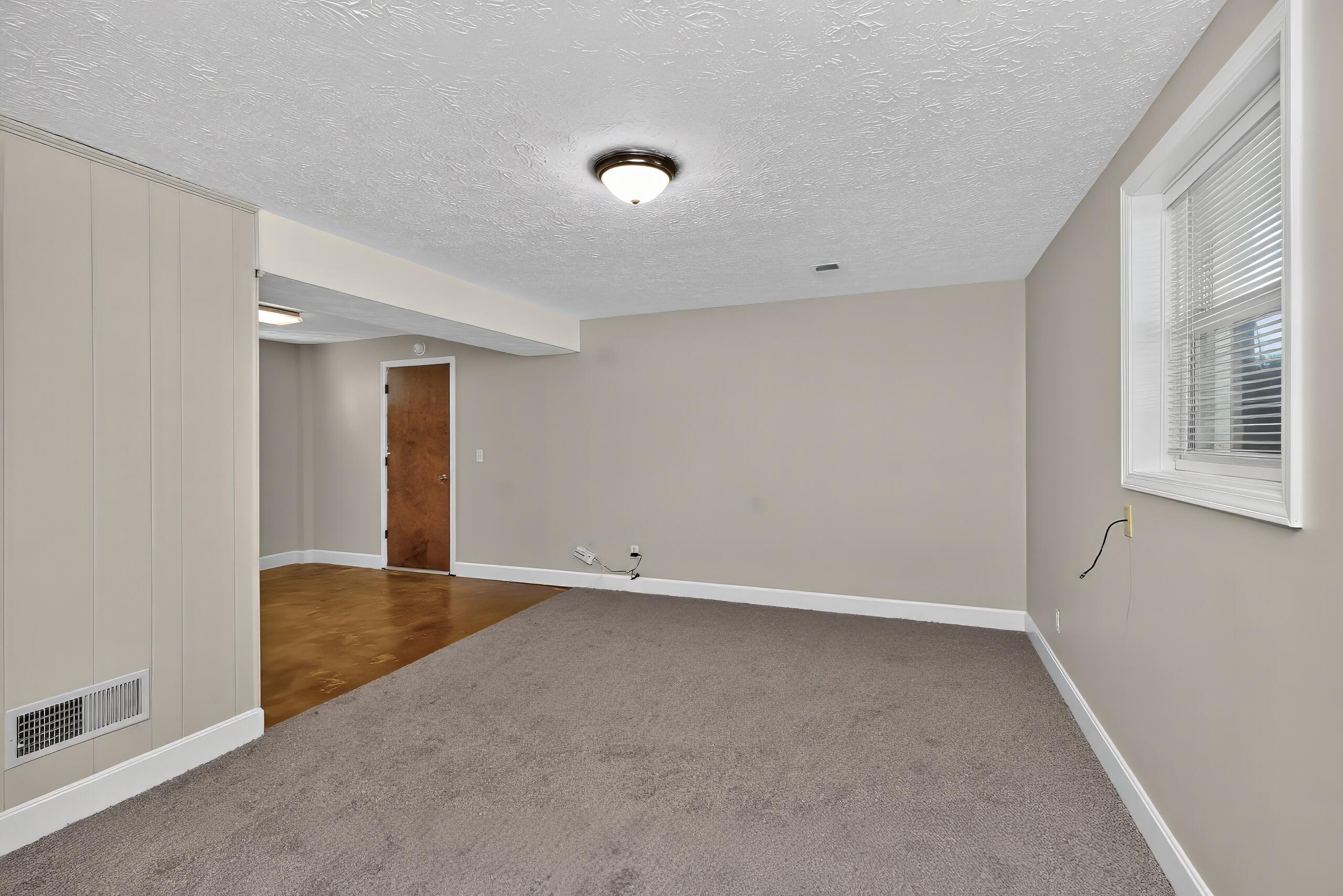 4013 Elora Lane Property Photo 13