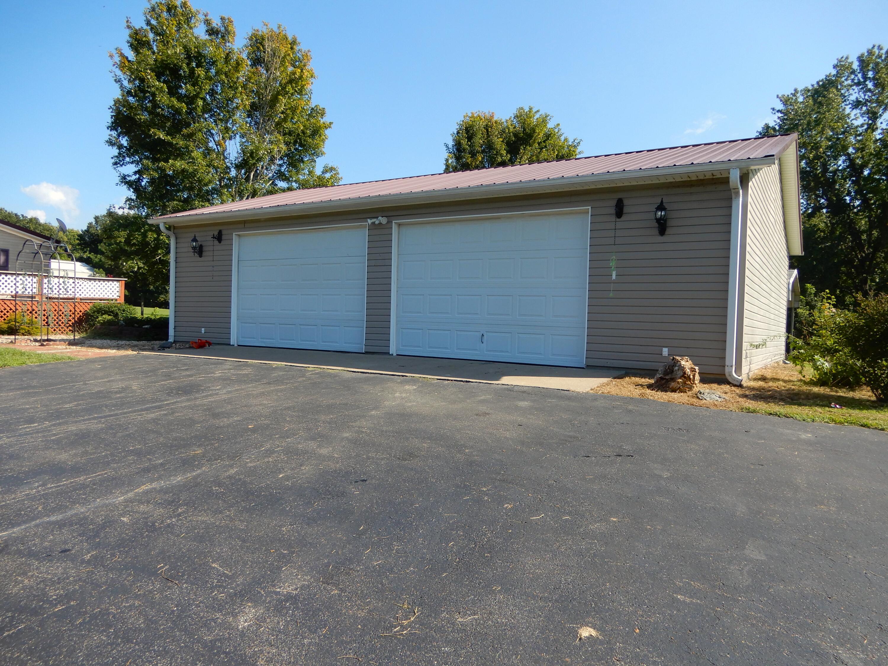 542 Pirates Cove Road Property Photo 2
