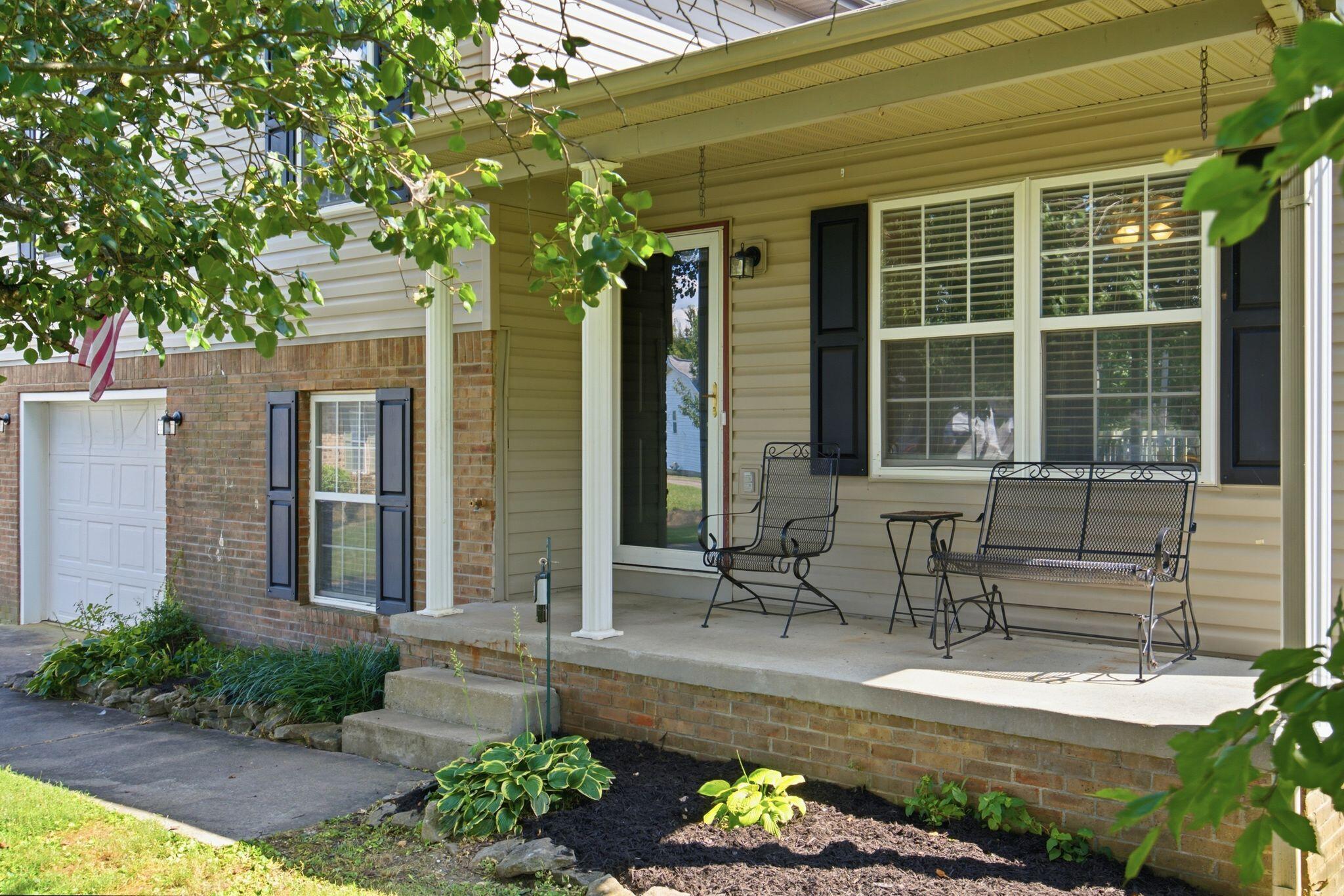 303 Cedar Way Property Photo 4