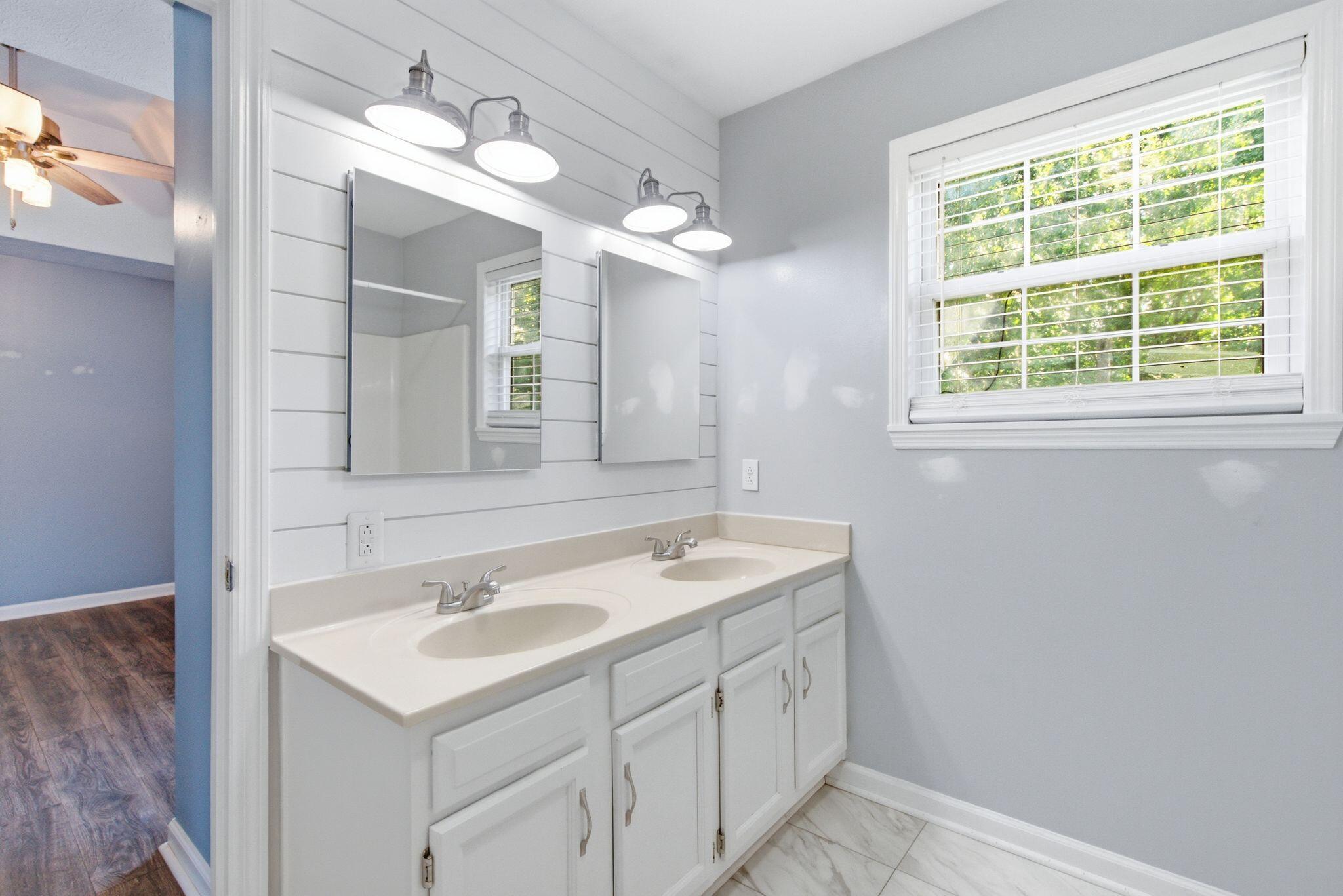 303 Cedar Way Property Photo 17