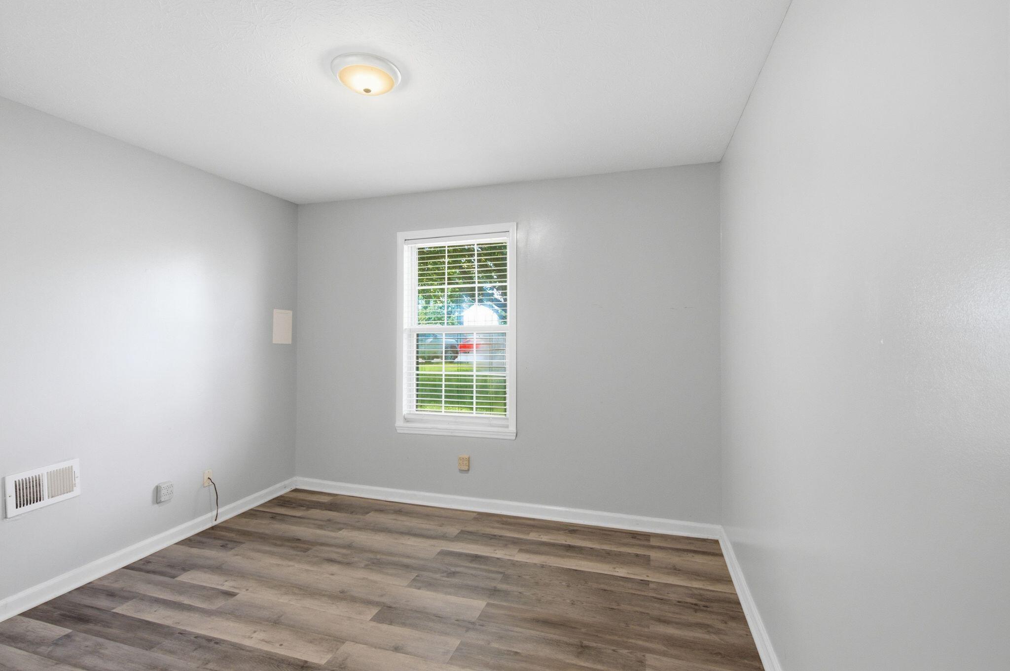 303 Cedar Way Property Photo 29